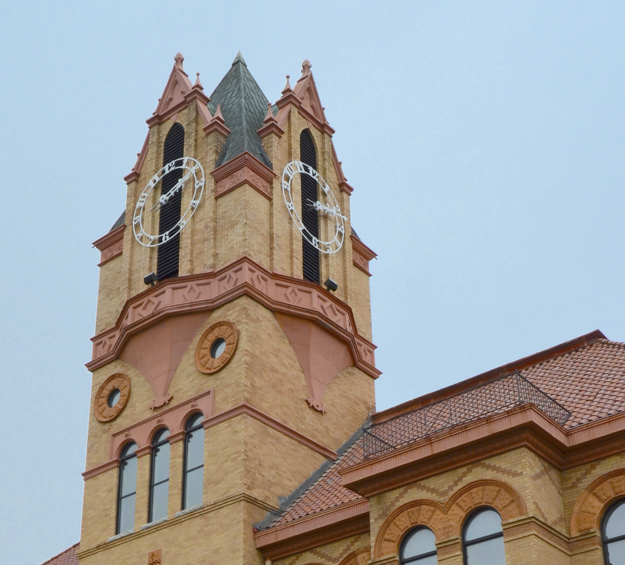 Dunn, Sanders to Reelected to Lead County Council