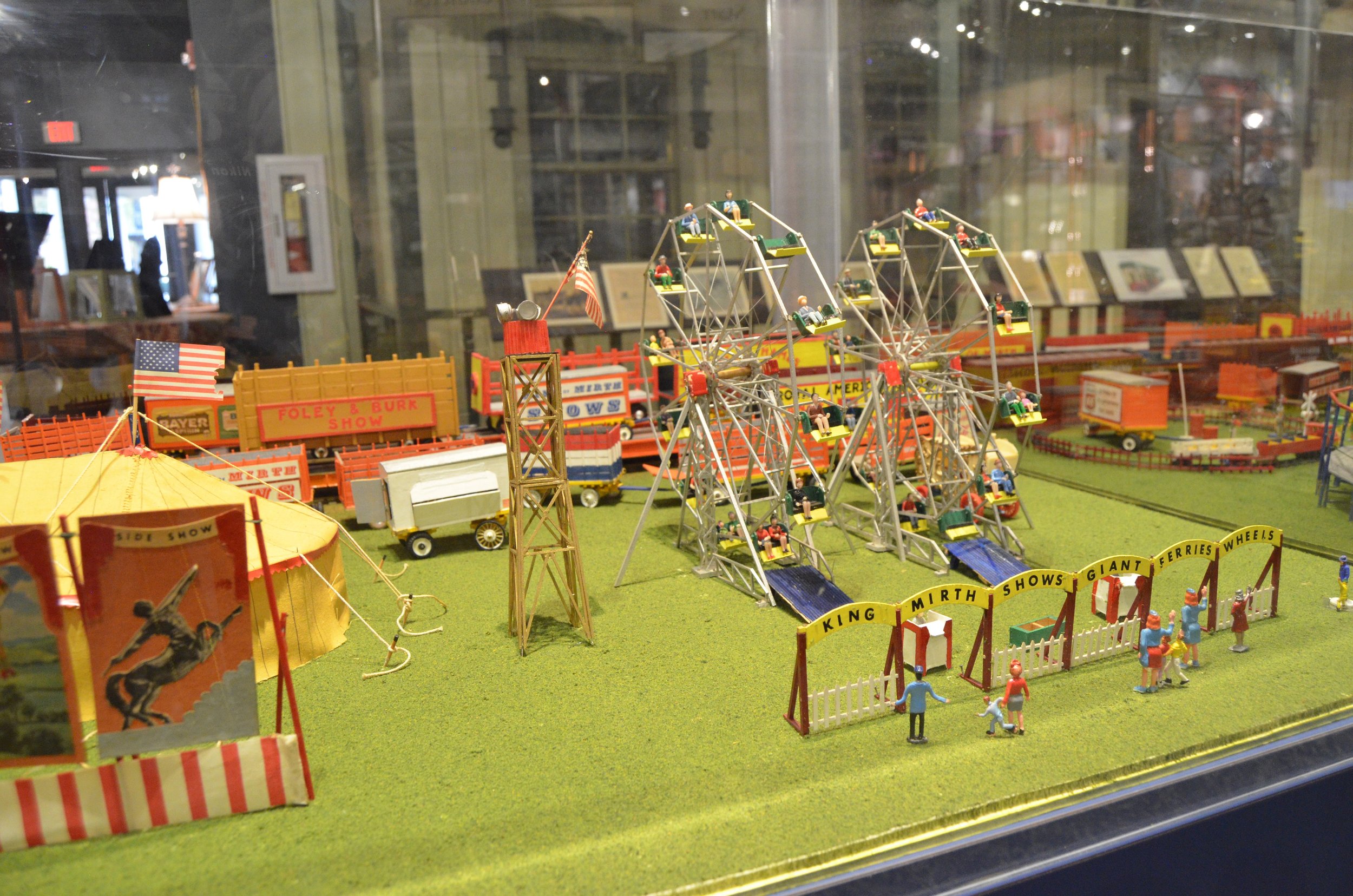 Anderson County Museum Carnival Ferris Wheels.JPG