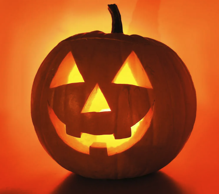 'Tis the Season for Ghosts, Trick or Treating