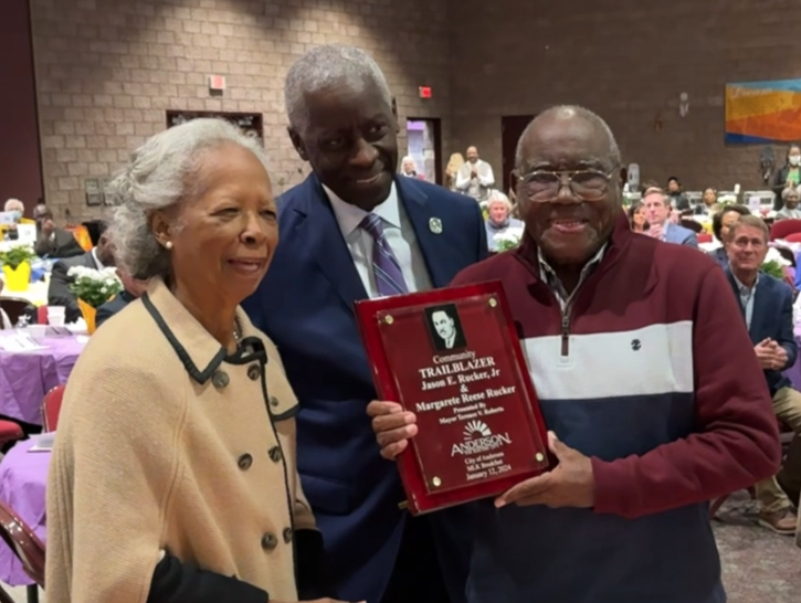 Mayor's MLK Breakfast Honors Community Service