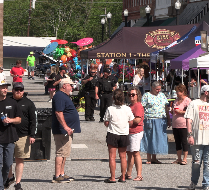 Summerlike Weather Heats Up Belton’s S.C. Chili Cook-Off