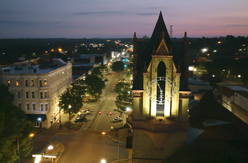 County Gives Initial Ok to Budget, Zoning for Center Rock
