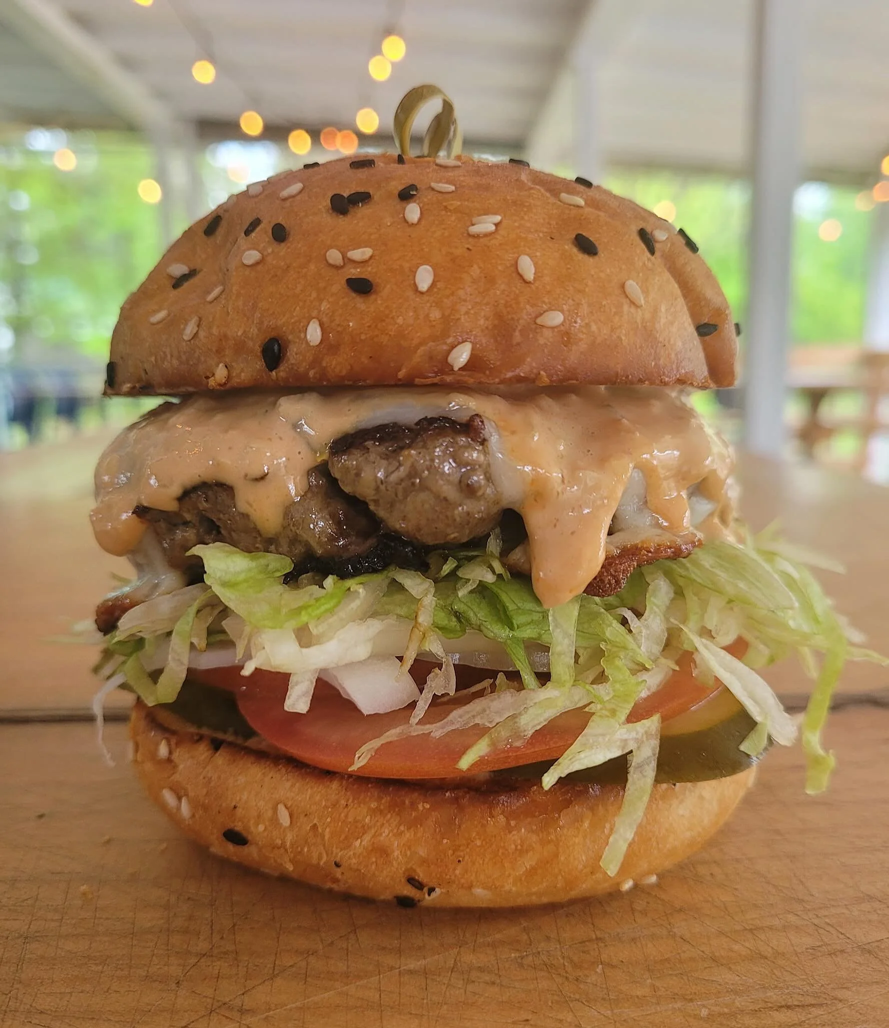 The Sand &amp; Pearl Season 10 Burger. 🍔
