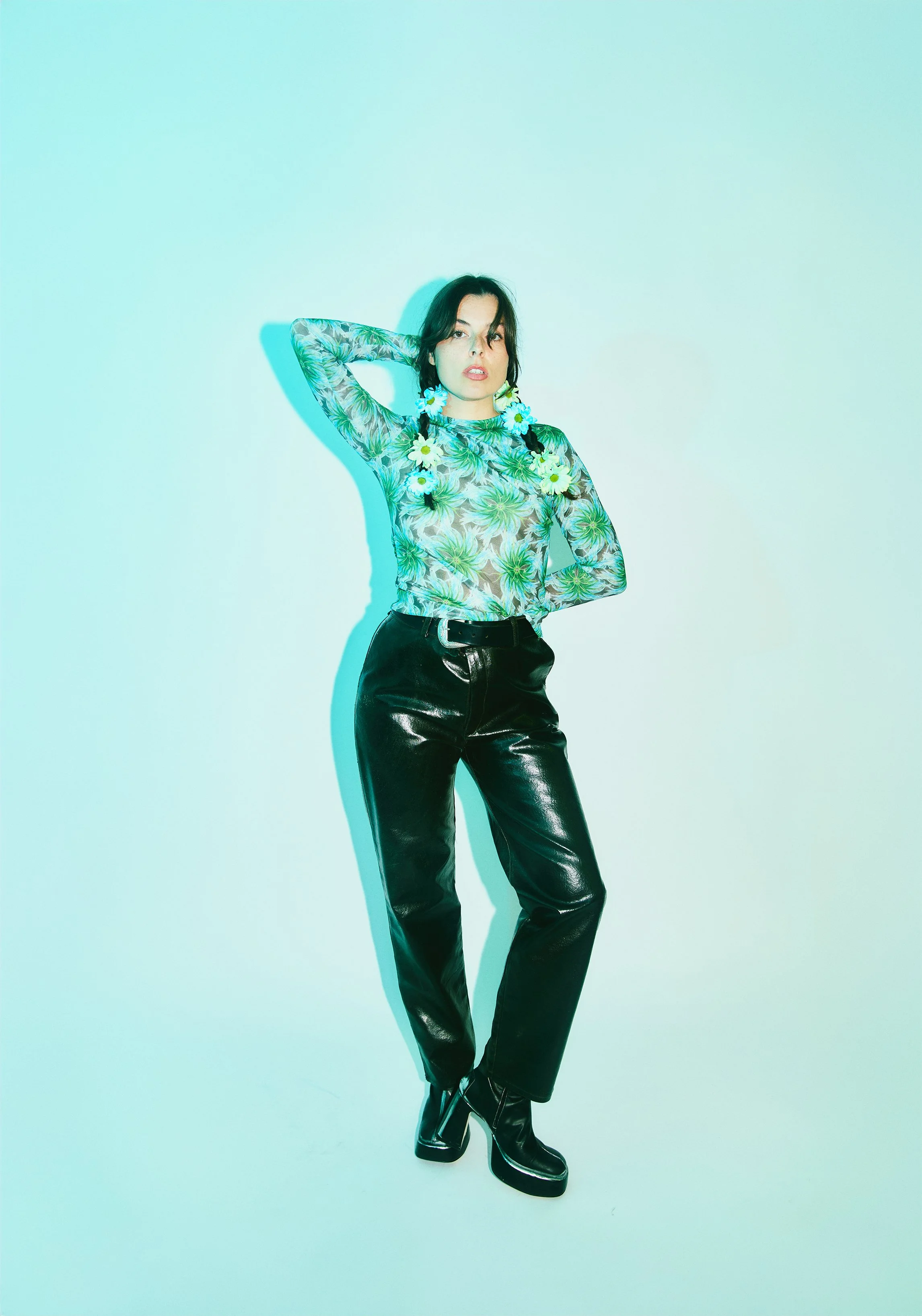 FLOWER_ANNA TOUMAZOFF PRESS2212 copy.jpg