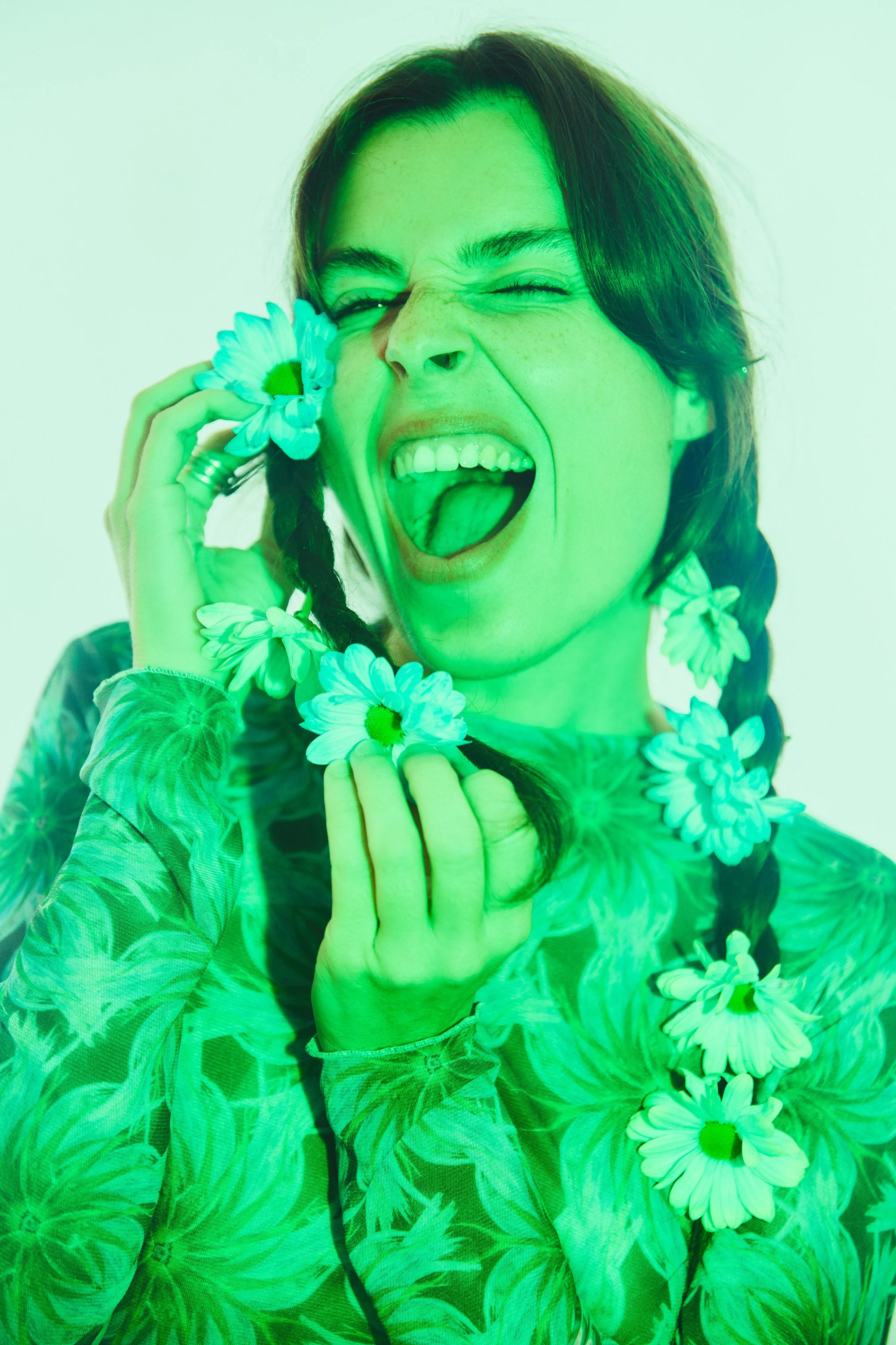 FLOWER_ANNA TOUMAZOFF PRESS2463 copy.jpg