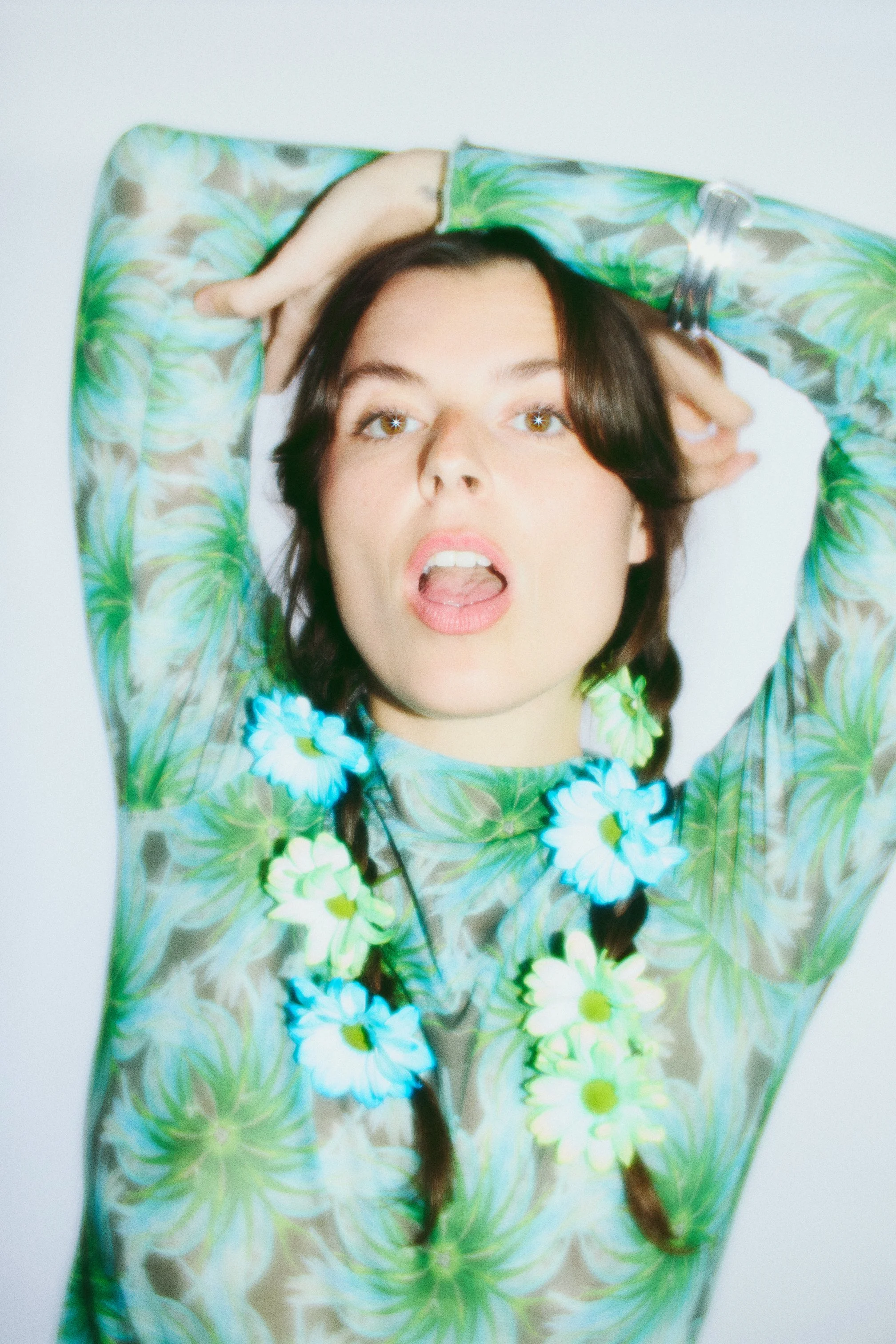 FLOWER_ANNA TOUMAZOFF PRESS2634 copy.jpg