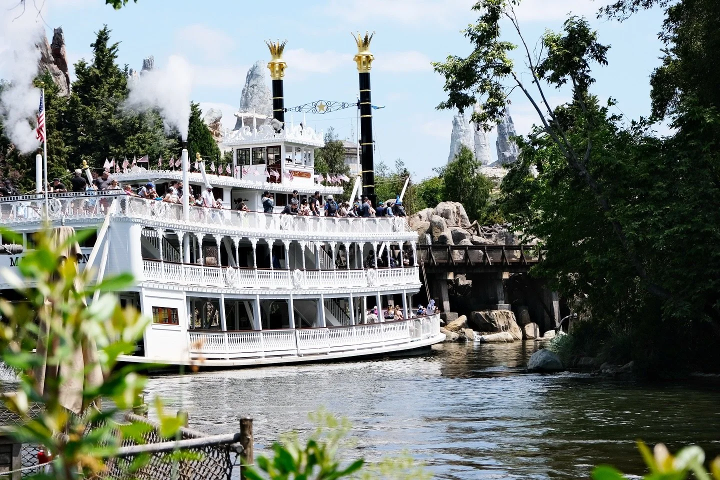 QUESTION OF THE DAY! ✨⬇️

What do you think is the most underrated attraction at the Disneyland Resort? 

Let us know in the comments!

&bull;
&bull;

#disney #disneyland #waltdisneyworld #disneygram #disneylove #disneyfan #disneymagic #disneyphoto #