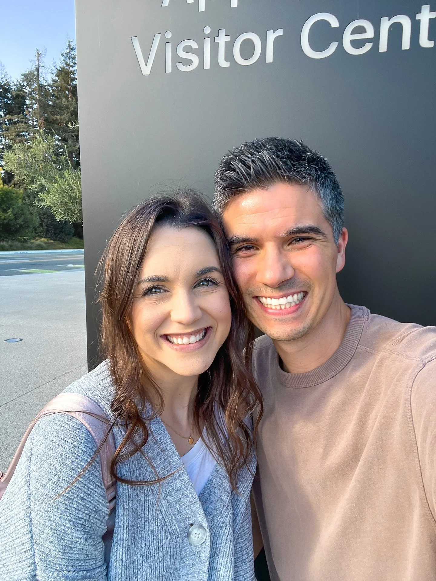 OCTOBER - you were filled with pumpkin muffins, trips to Apple HQ, spooky family walks, partaking in gluten free apple crisp, and learning that our little one&rsquo;s favorite treat is Apple ice cream 🍎🍦

&bull;
&bull;

#fall #family #disneyfamily 