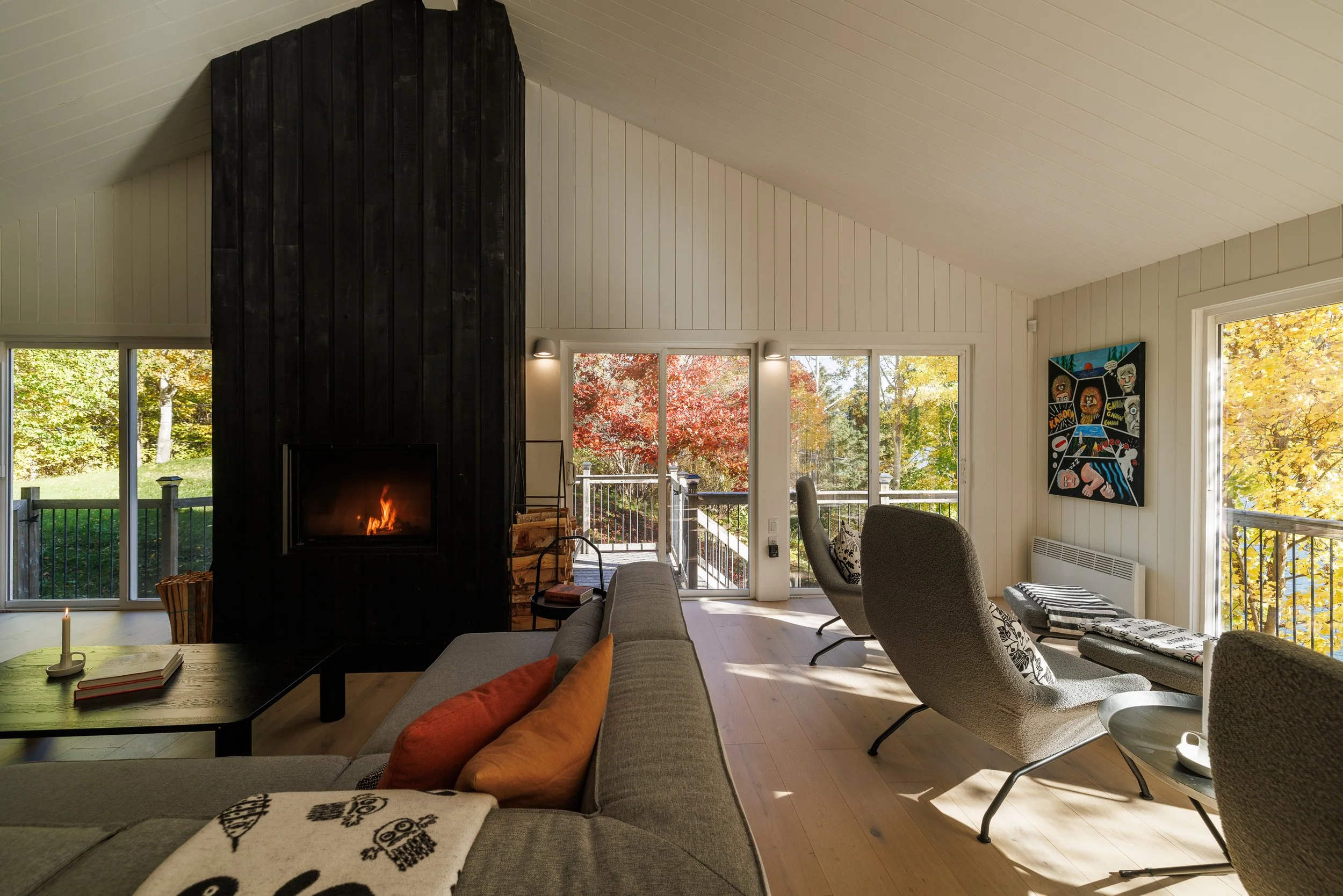 NorthRiver_living+fireplace.jpg