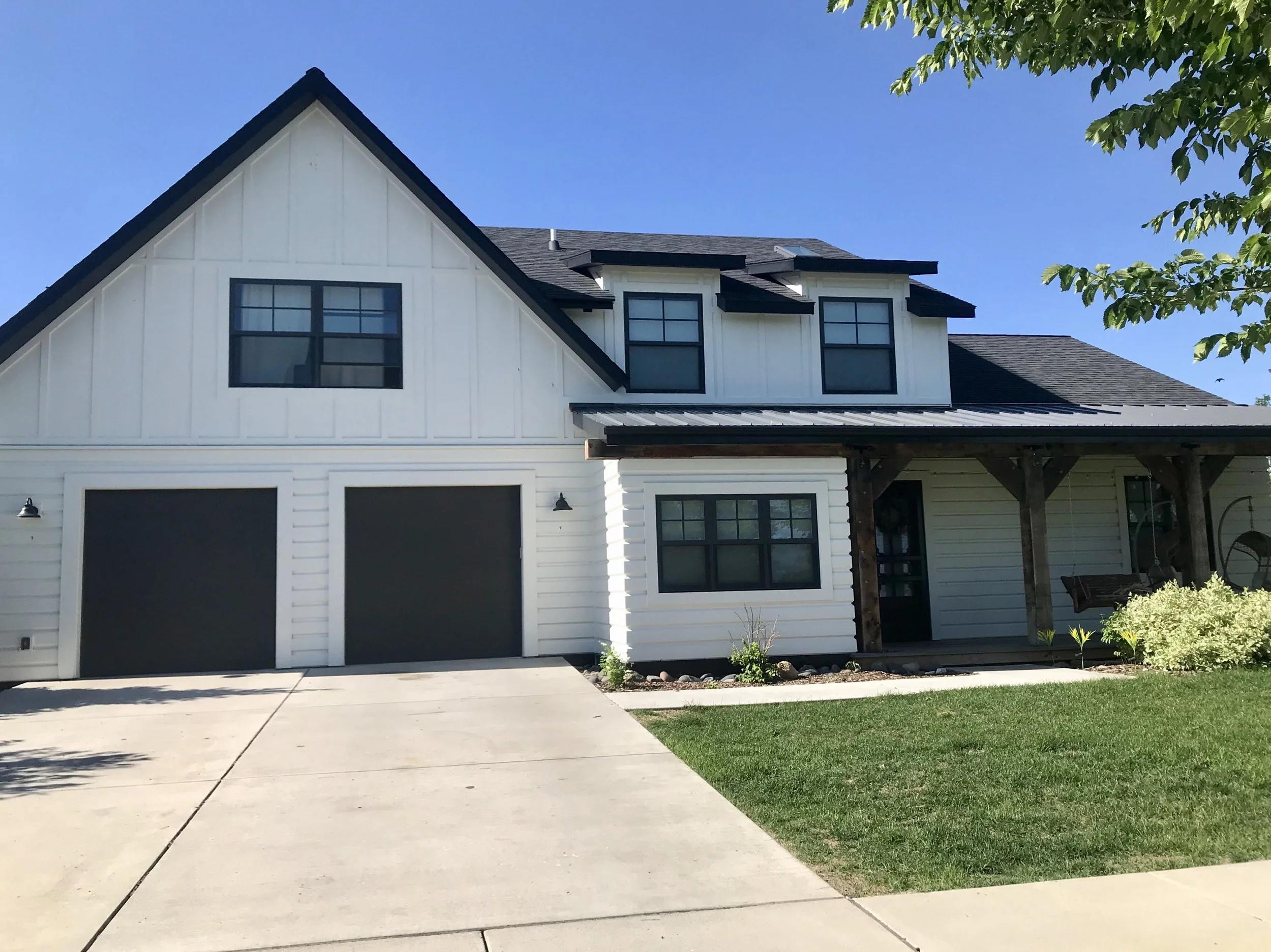 exterior-house-painting-bozeman-mt-backcountry-painting-03.jpeg