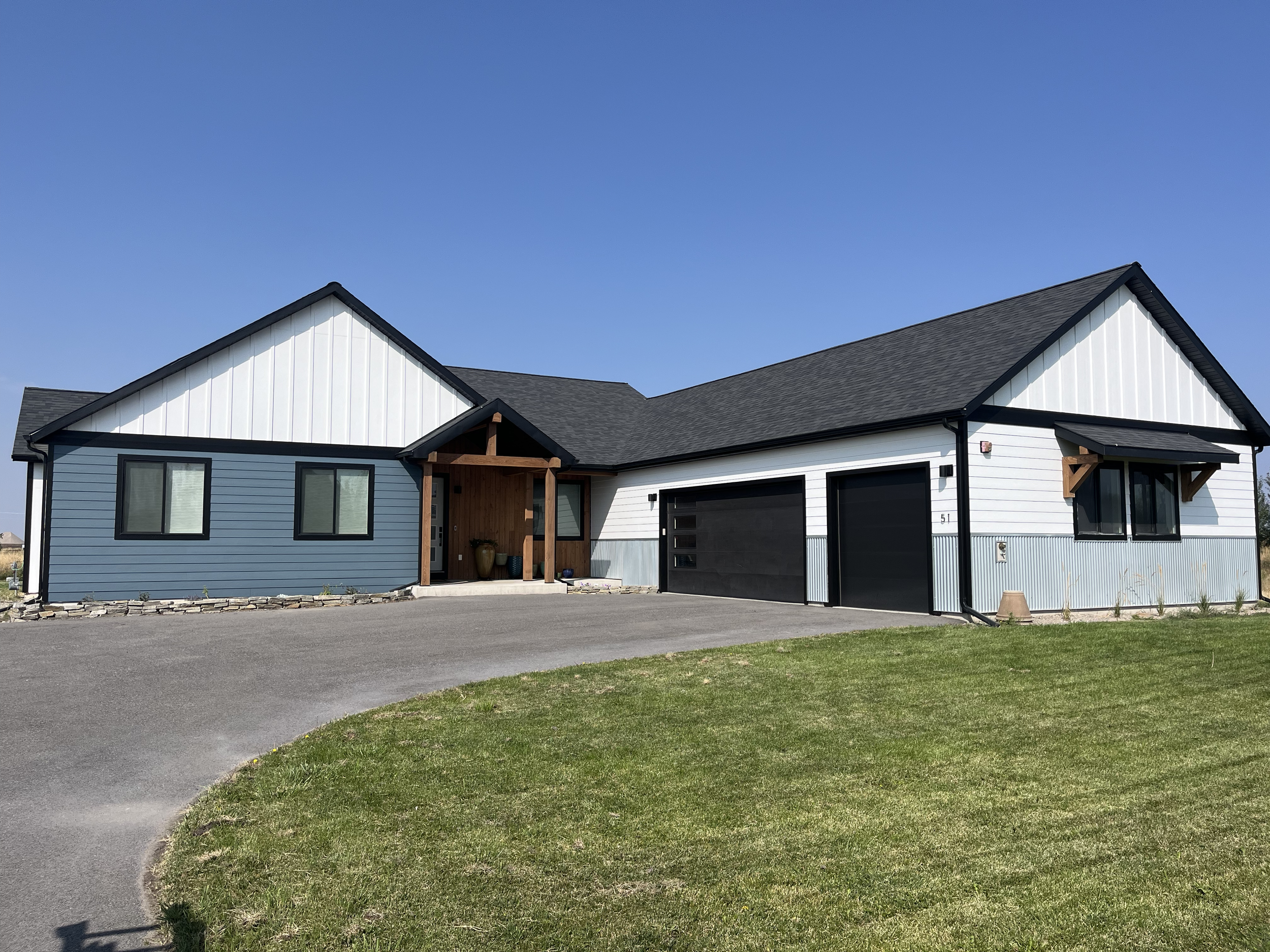 exterior-house-painting-bozeman-mt-backcountry-painting.png