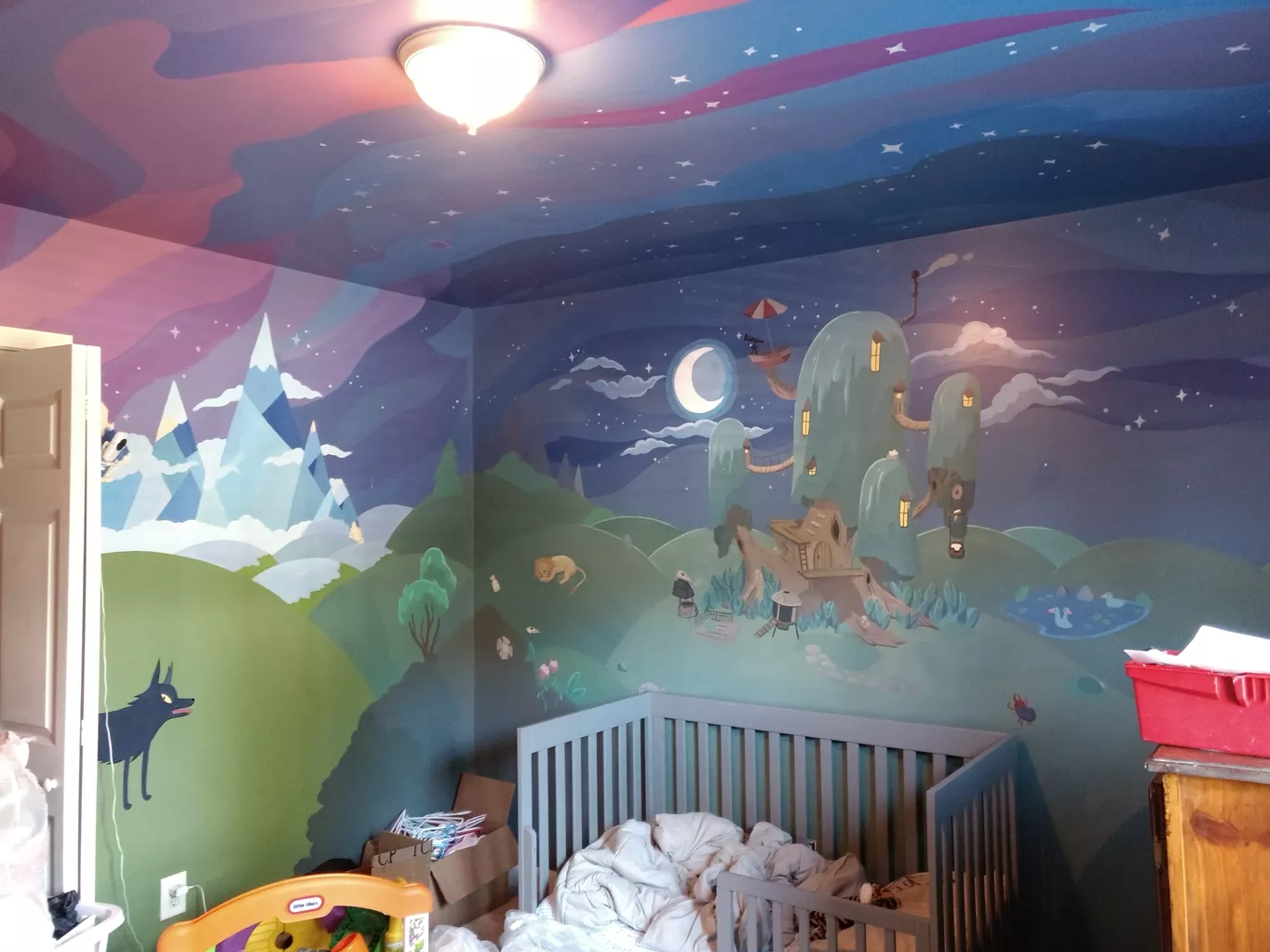 Adventure time mural bedroom Finn and Jakes tree house.png