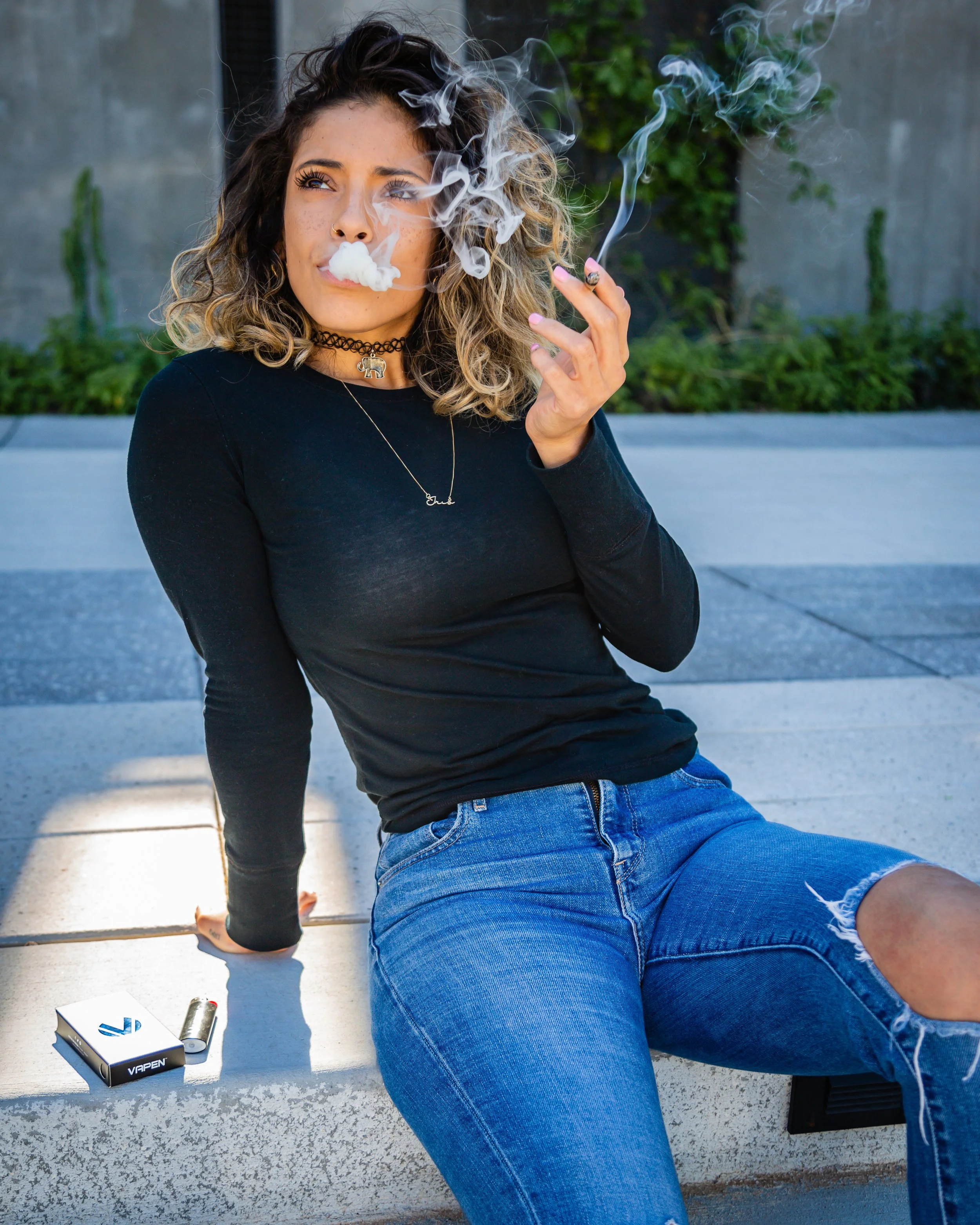LIFESTYLE_PREROLL_OUTSIDE_12 2.jpeg