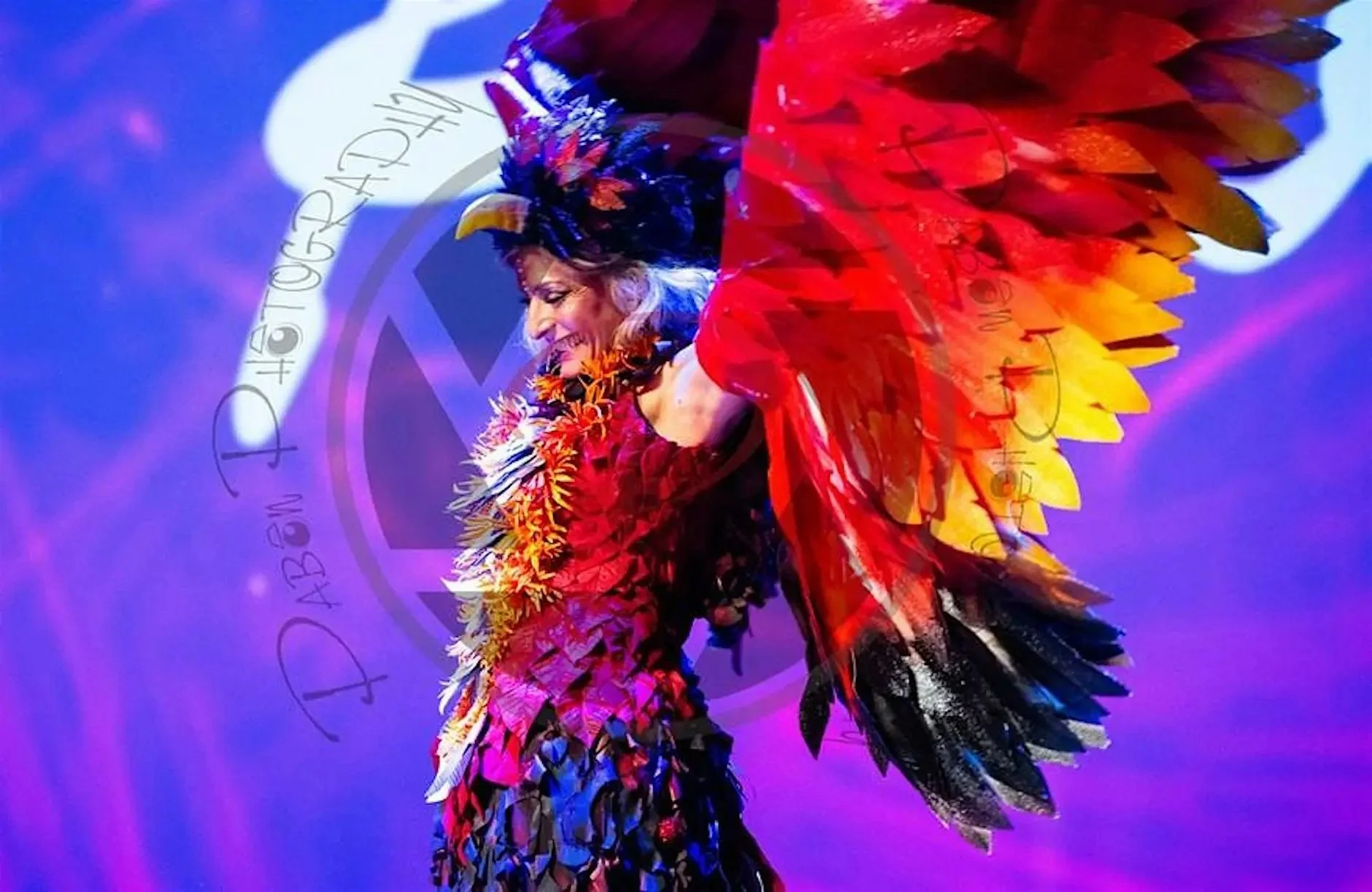 FireFish Rock for Water: Fashionable Recyclable Art Performance
