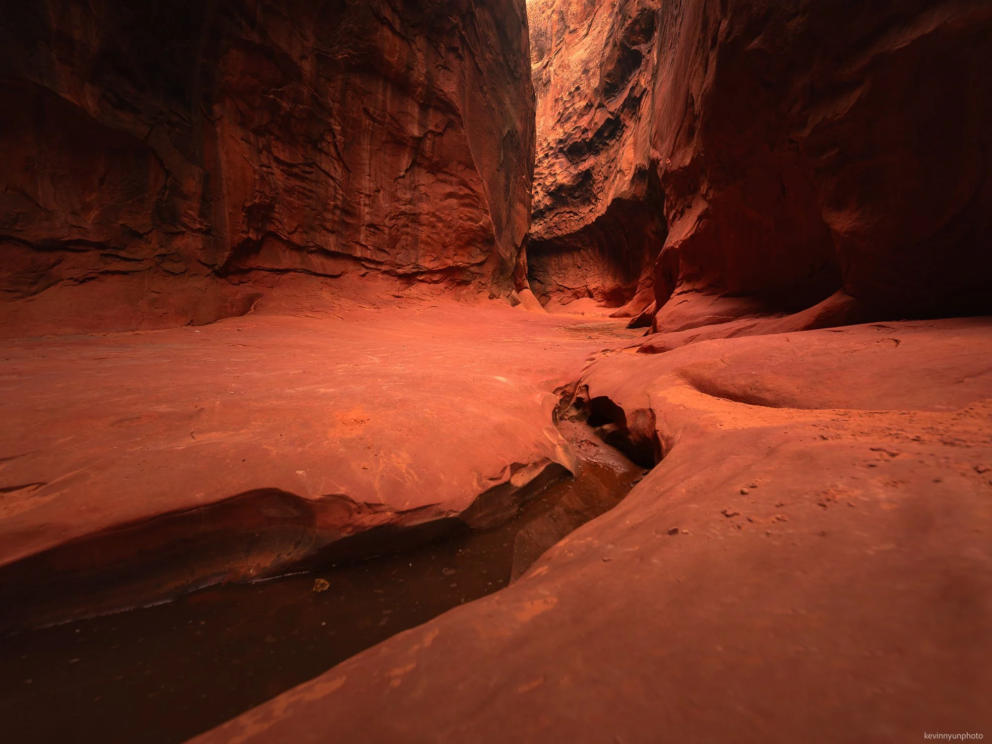 A-LN_Kevin-Nyun_Slot-Canyon-1.jpg