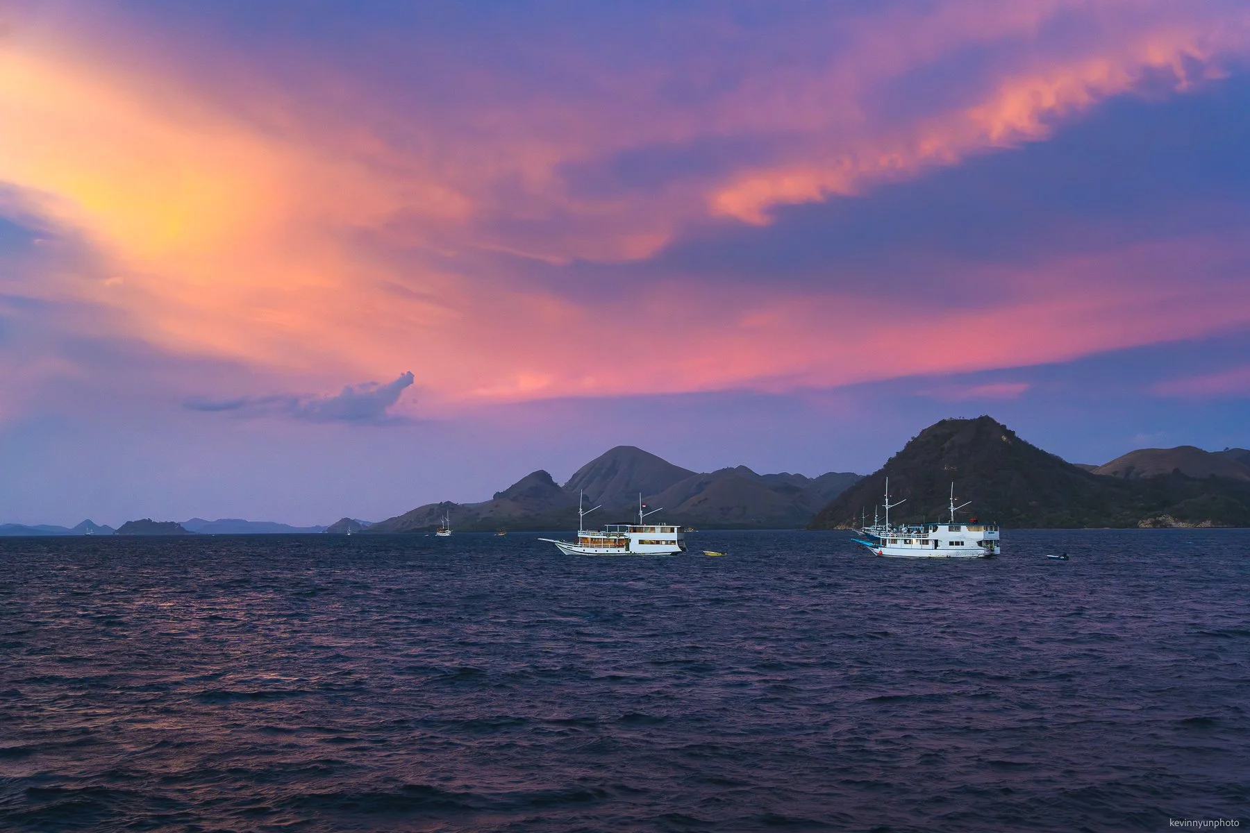 A-LN_Kevin-Nyun_Kalong-Island-2.jpg