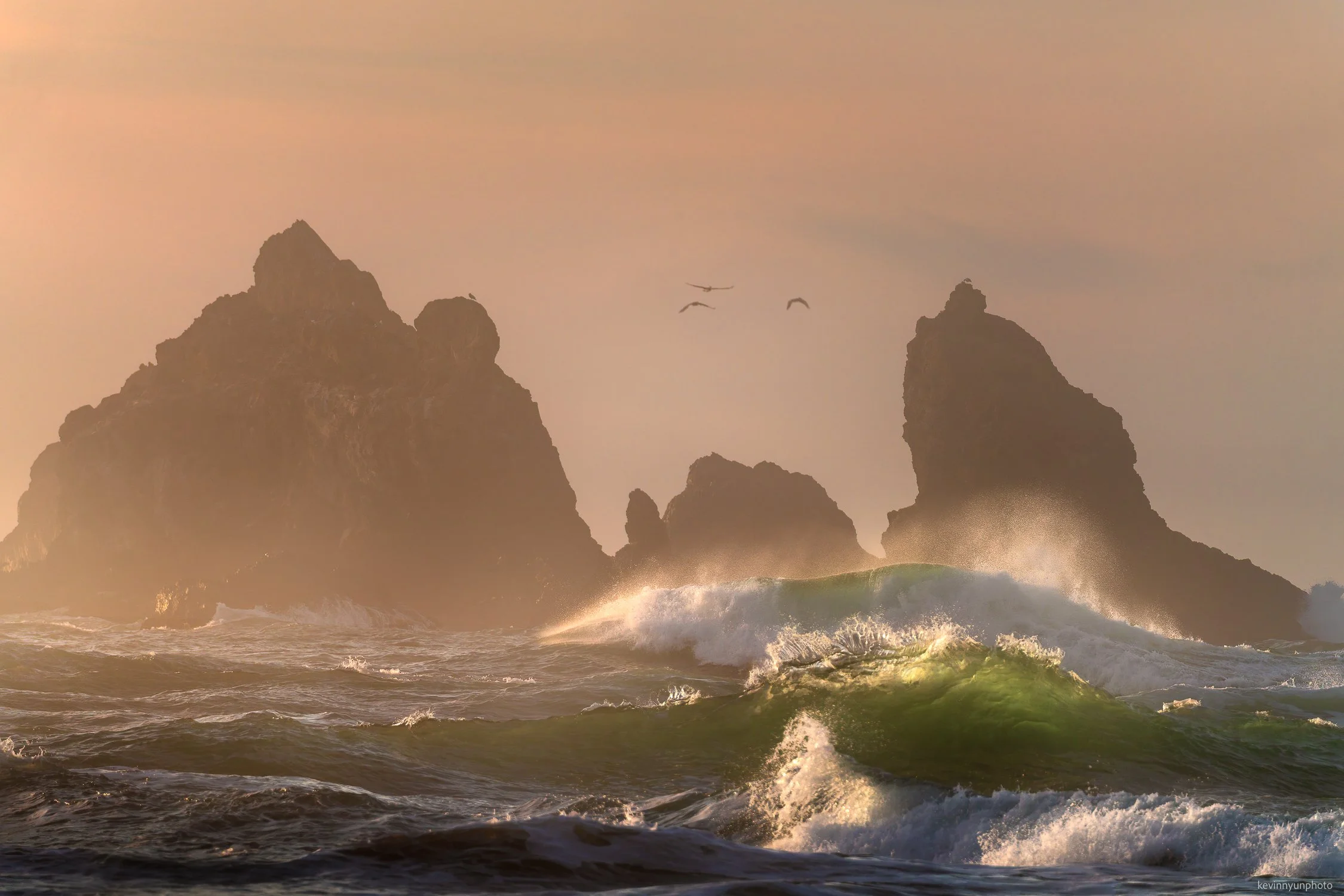 A-LN_Kevin-Nyun_Bandon-Waves-4.jpg