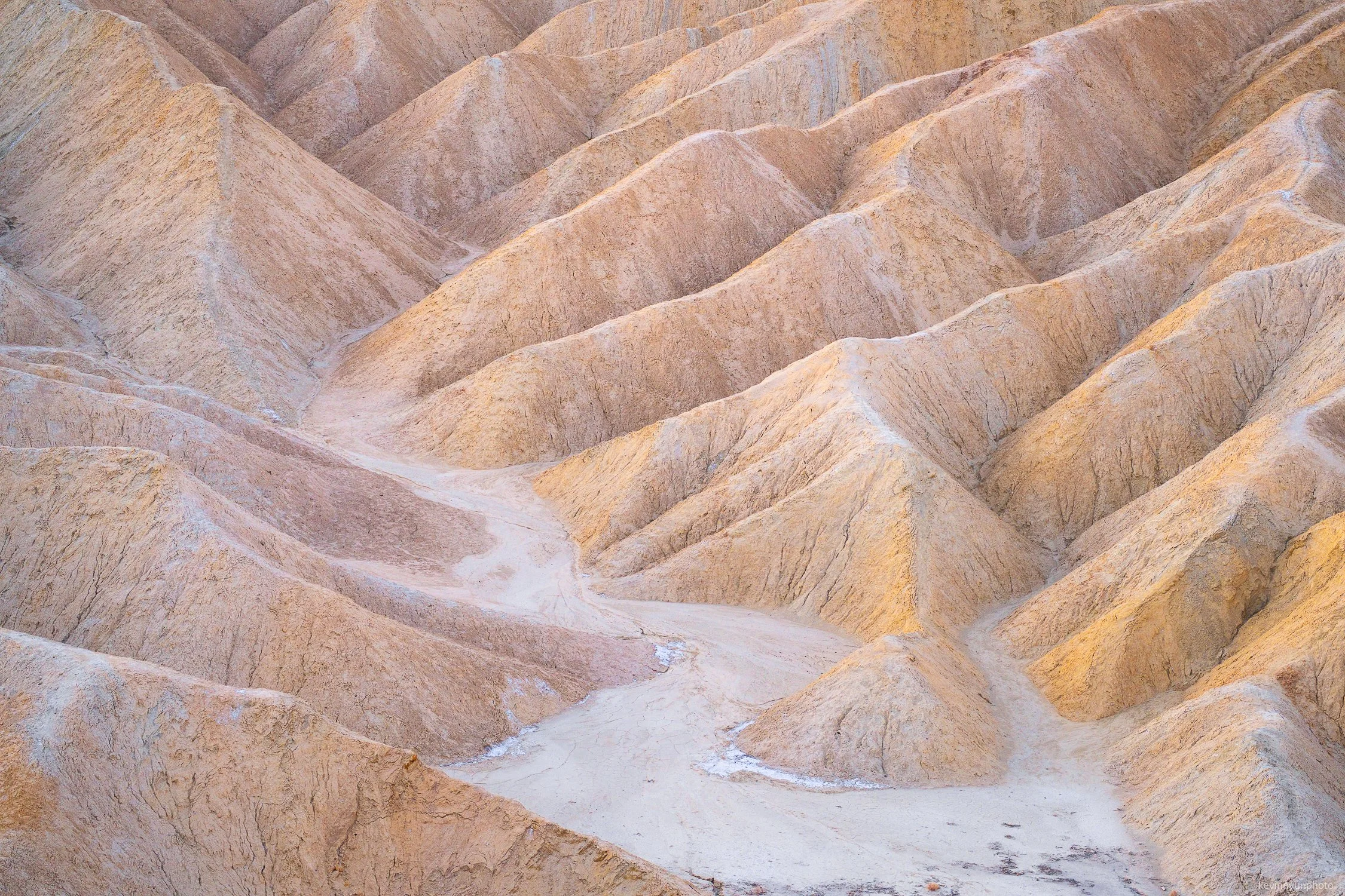 A-LN_Kevin-Nyun_Zabriskie-Point-7.jpg