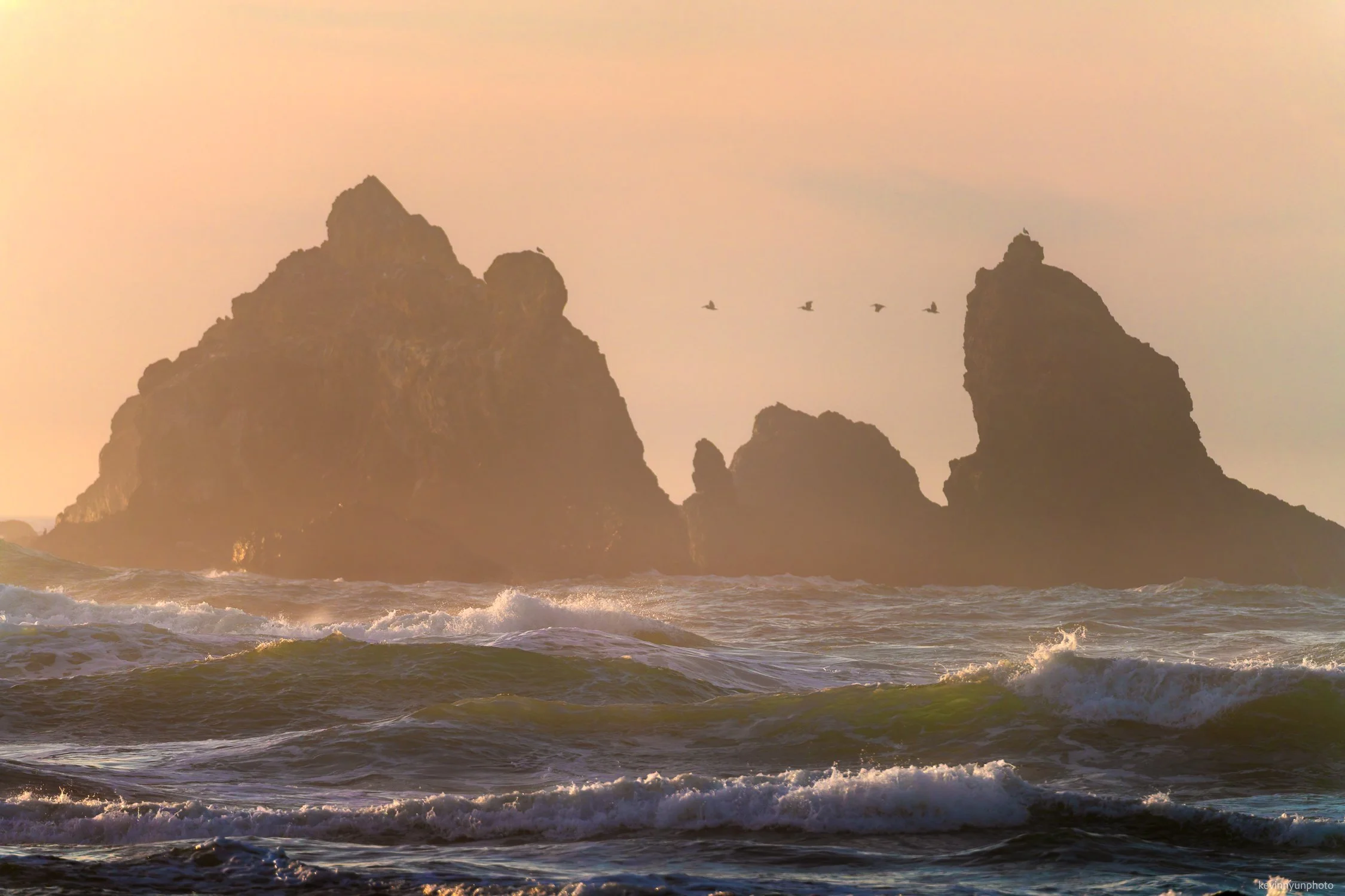 A-LN_Kevin-Nyun_Bandon-Waves-6.jpg