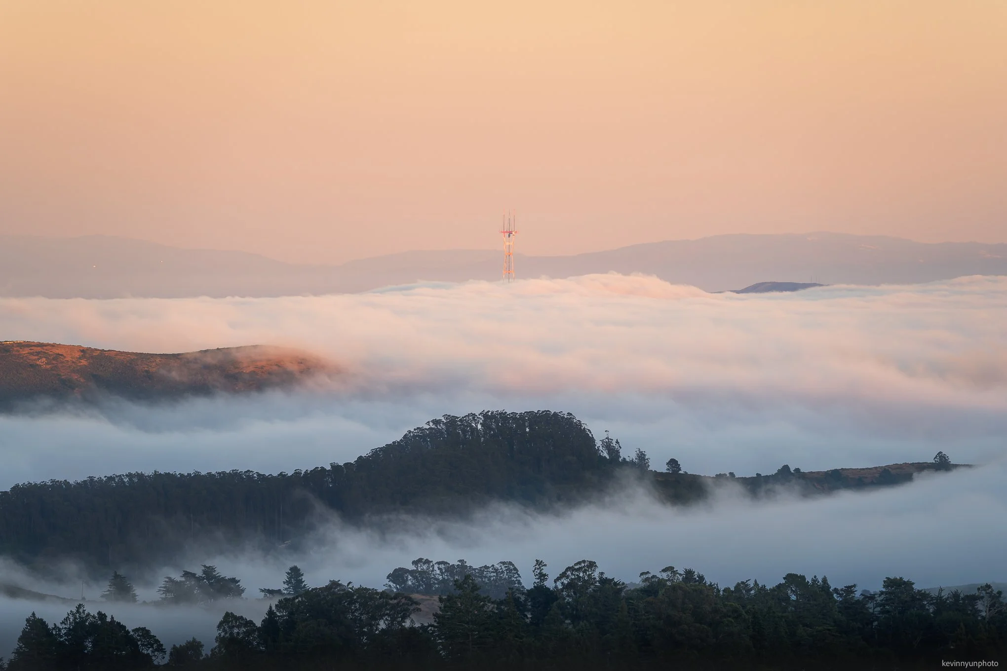 A-LN_Kevin-Nyun_Sea-of-Clouds-10.jpg