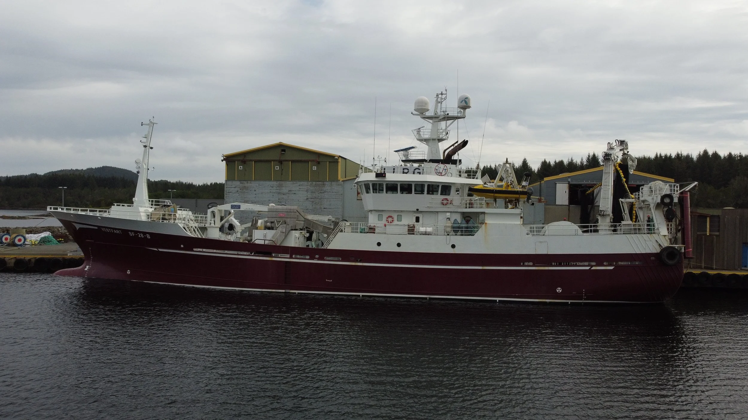 Vestfart bilde fra sjø.jpg