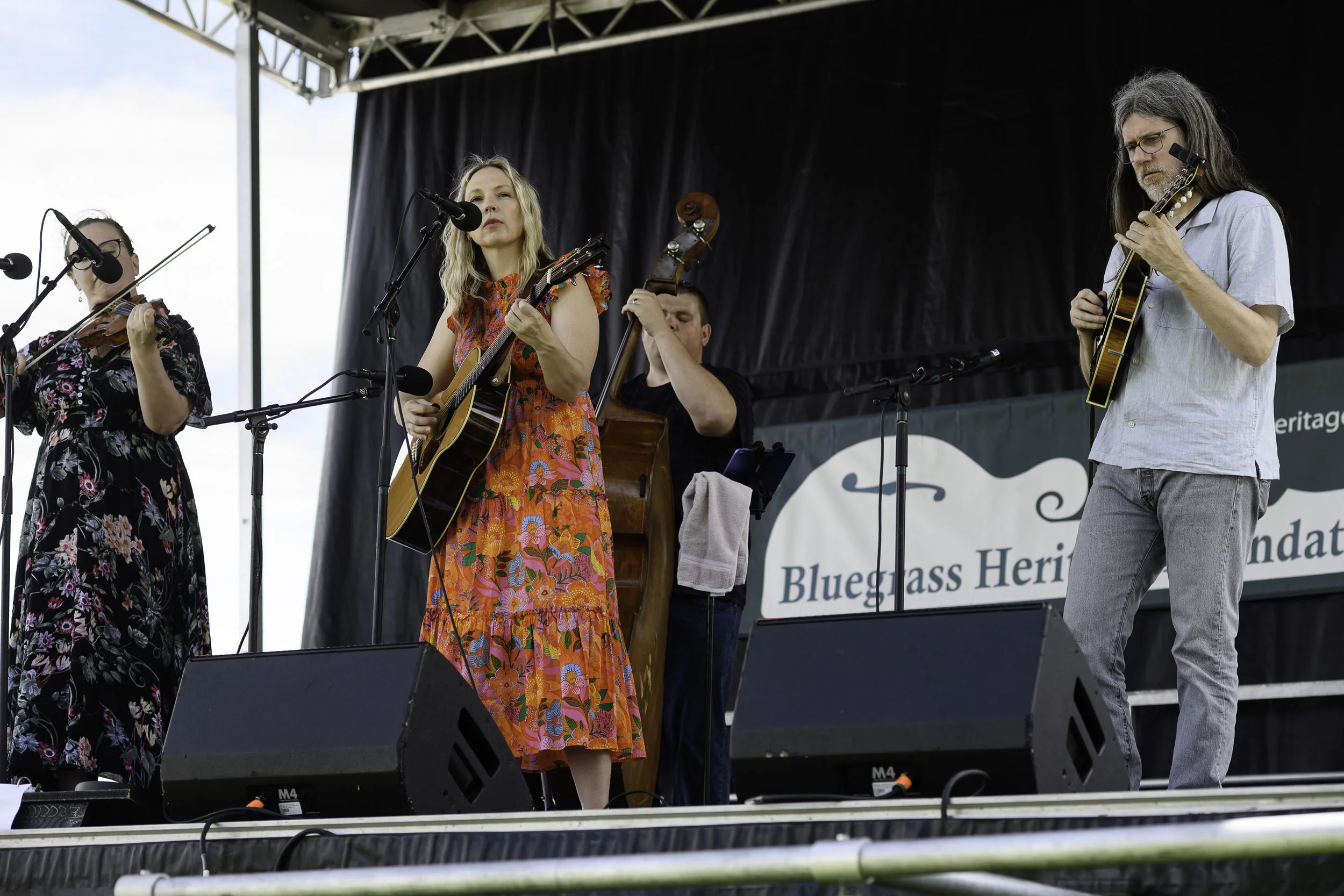 Bluegrass (and Classic Cars) on Ballard