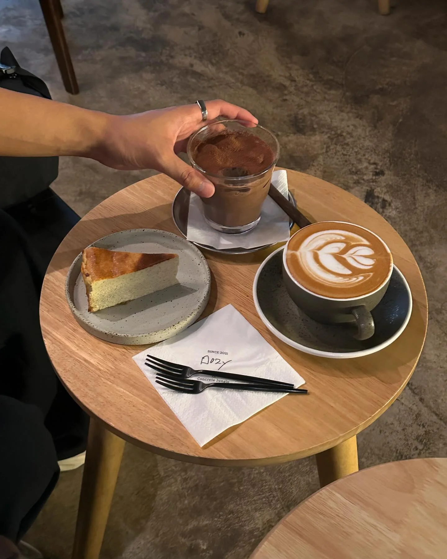 A concrete jungle in the heart of Sham Shui Po. This style of cafes are some of the most beautiful in Hong Kong because they preserve so much of the original character of the location and area they are in. It reminds us so much of cafes like Onion in