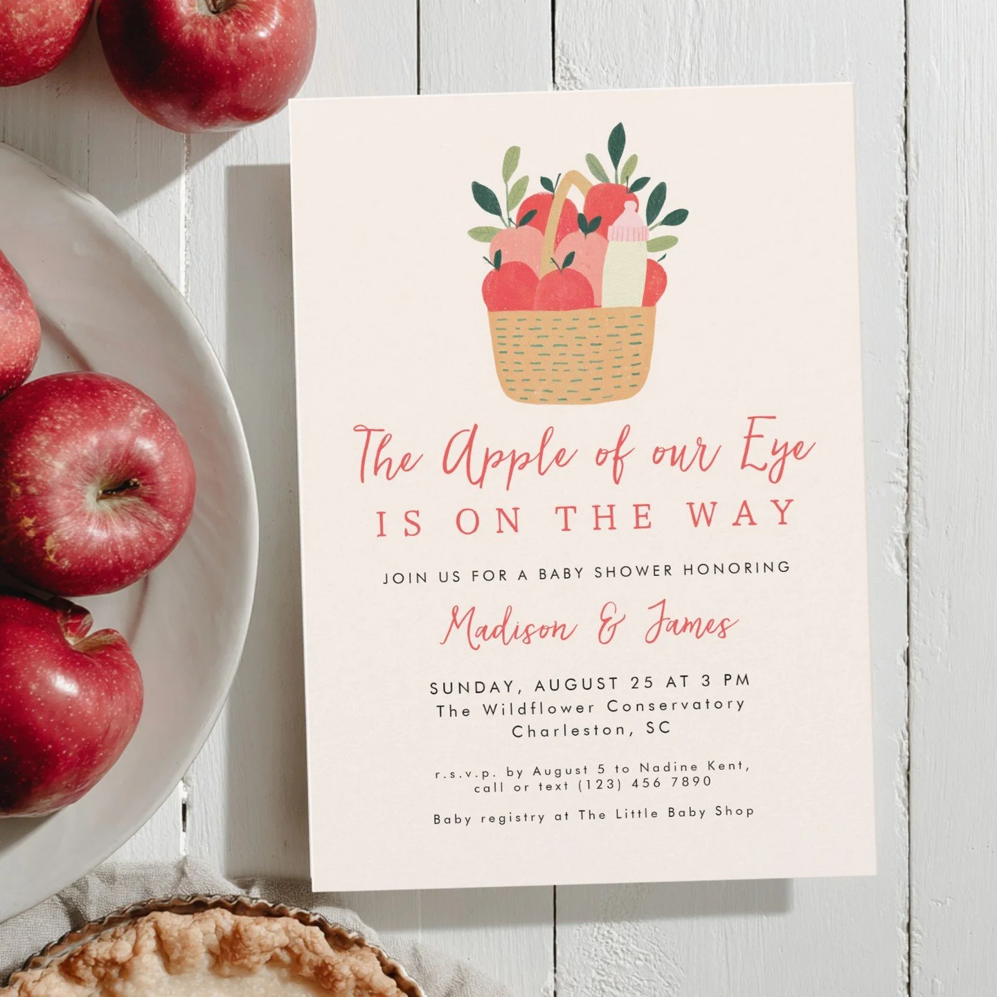While summer is in full swing I am already working on fall designs - like this cute apple themed baby shower invitation 🍎