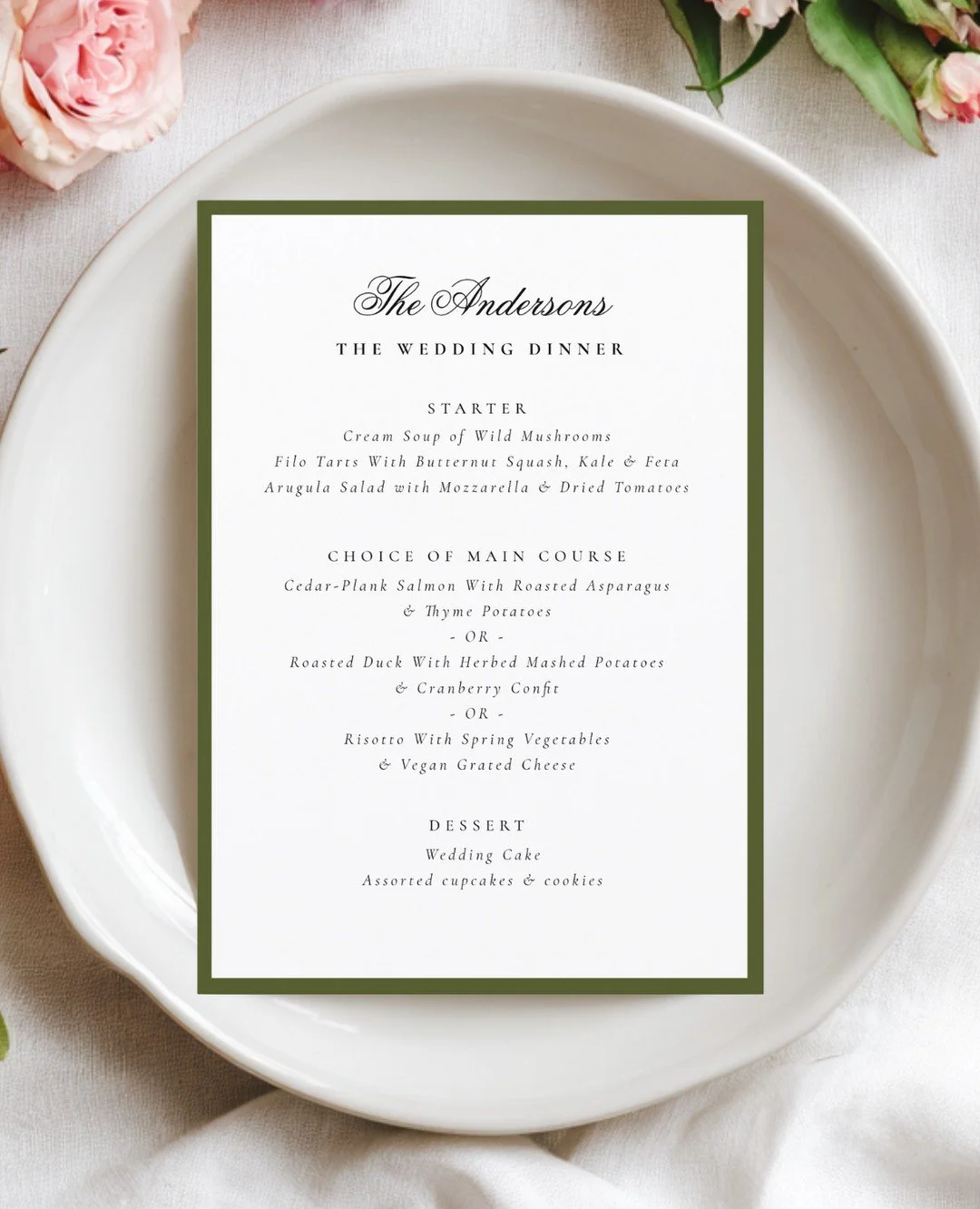 Simple but elegant - a new wedding menu card template is up in the shop, comes in several preset colors for the frame but frame color can be easily changed in the design tool to whatever color you like 🍽️