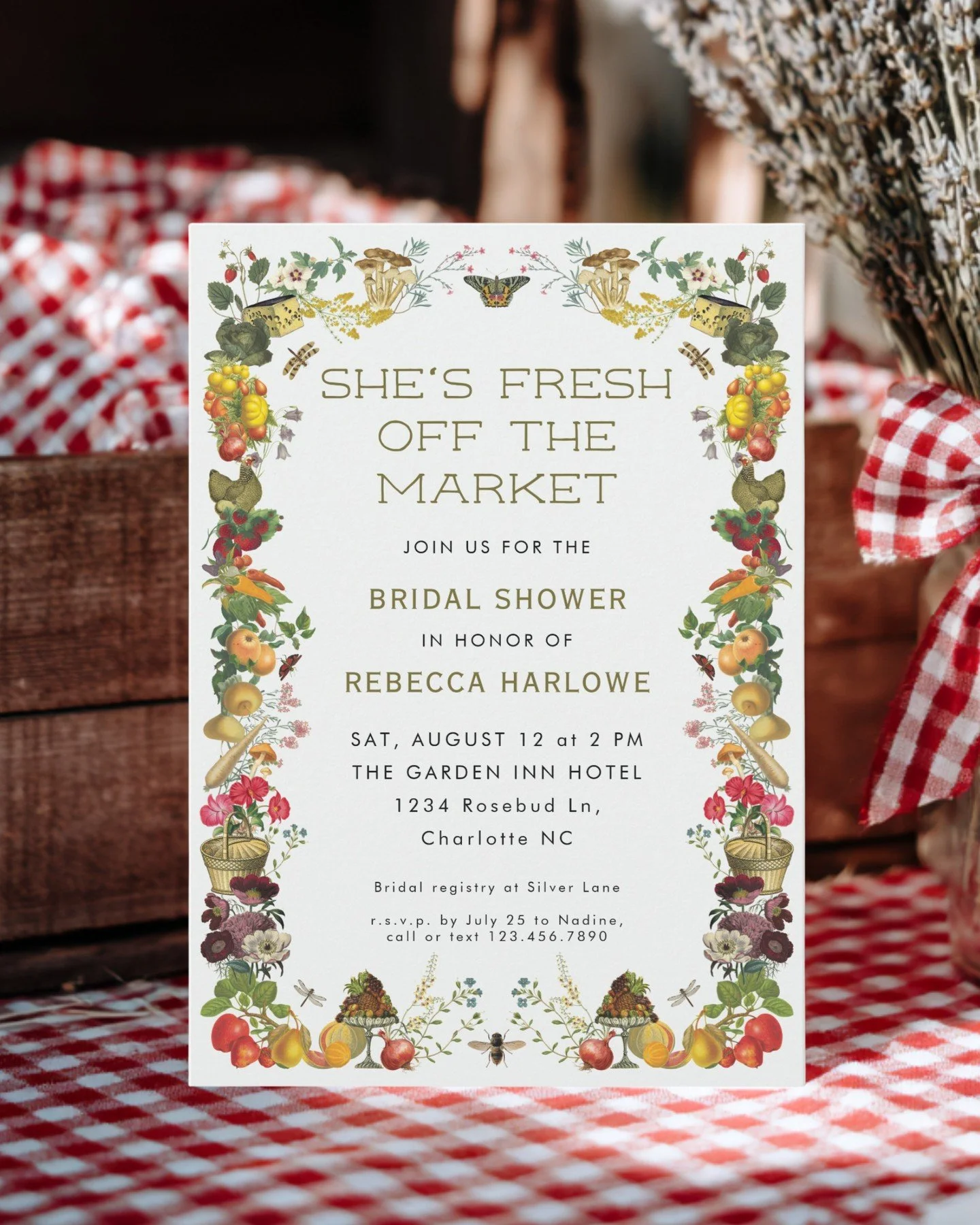 The farmers market theme was a super popular bridal shower theme last year already so I decided to make an entirely new wedding shower invitation design for the "fresh off the market" party theme!⁠
⁠
The fully customizable text template let