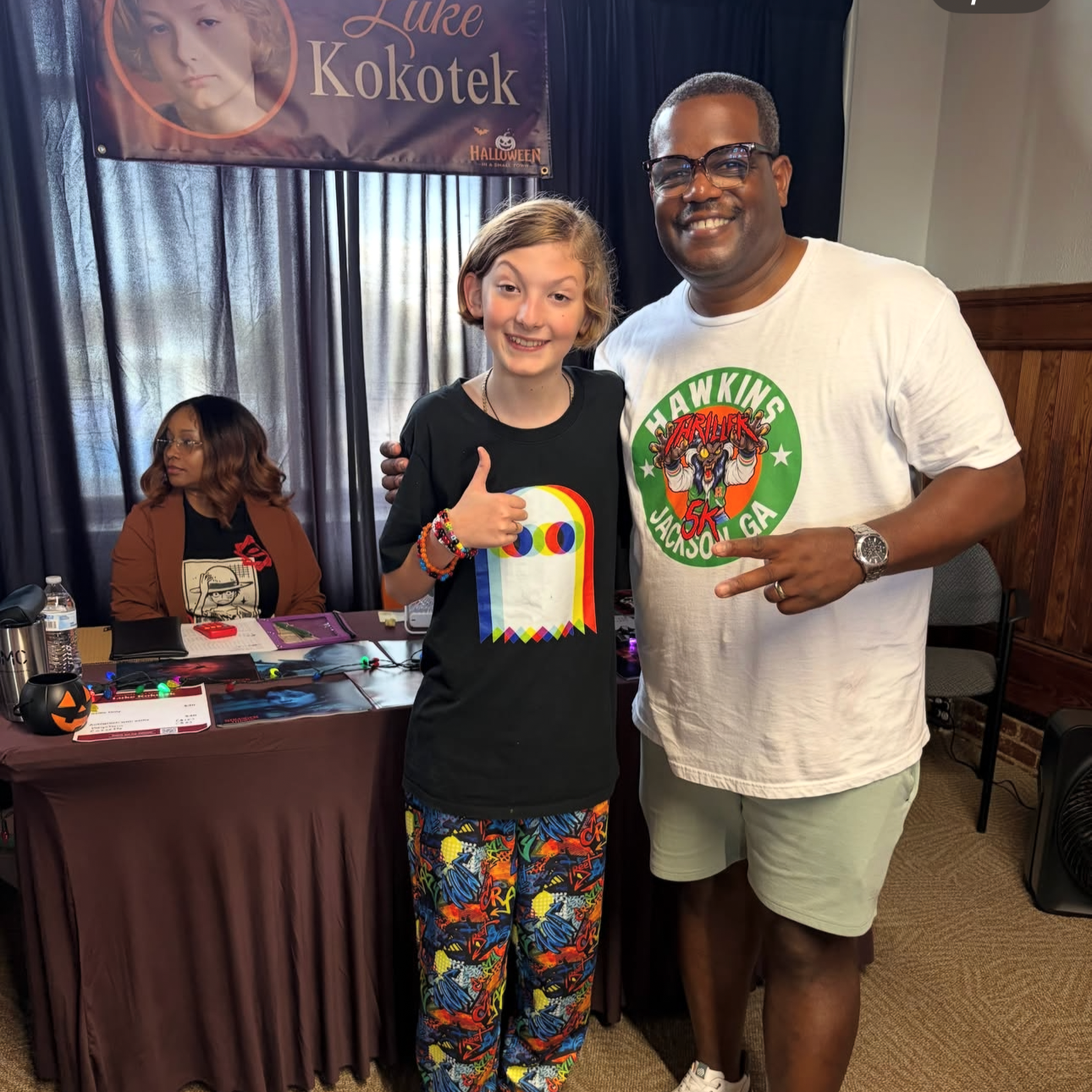 Mayor Carlos Duffey had a chance to meet the cast members from Stranger Things!
