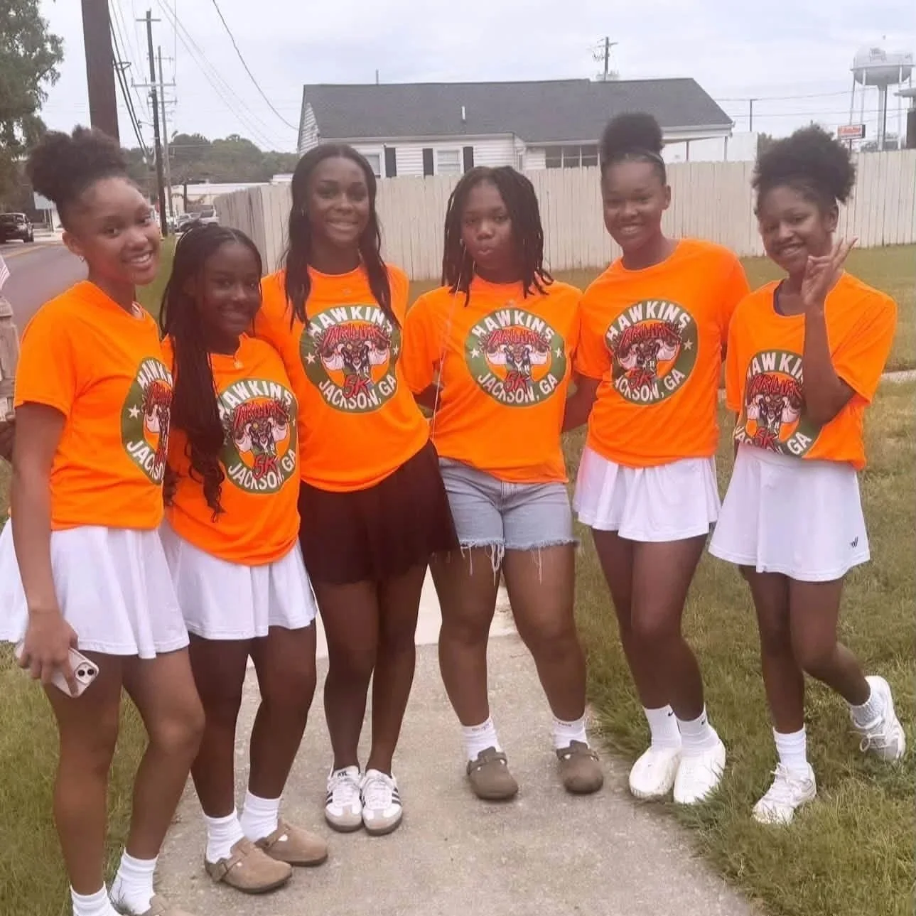 Volunteers from Love Thy Neighbor non-profit for The Hawkins Thriller 5K