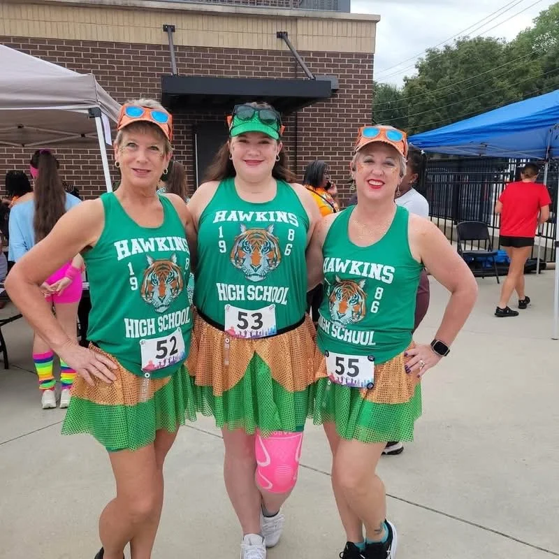 Hawkins Thriller Run 5K runners 