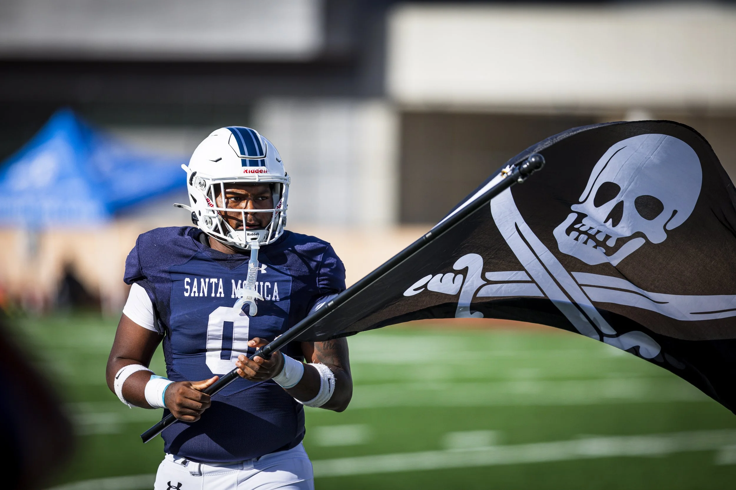 DeLaBarreda_Guillermo_SPO_MFootballVSCompton_7369.jpg