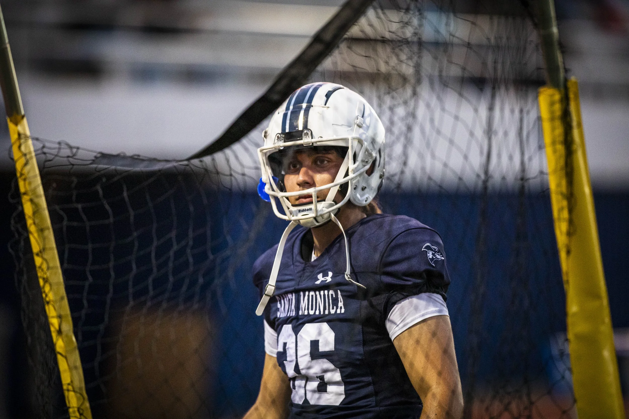 DeLaBarreda_Guillermo_SPO_MFootballVSCompton_8077.jpg
