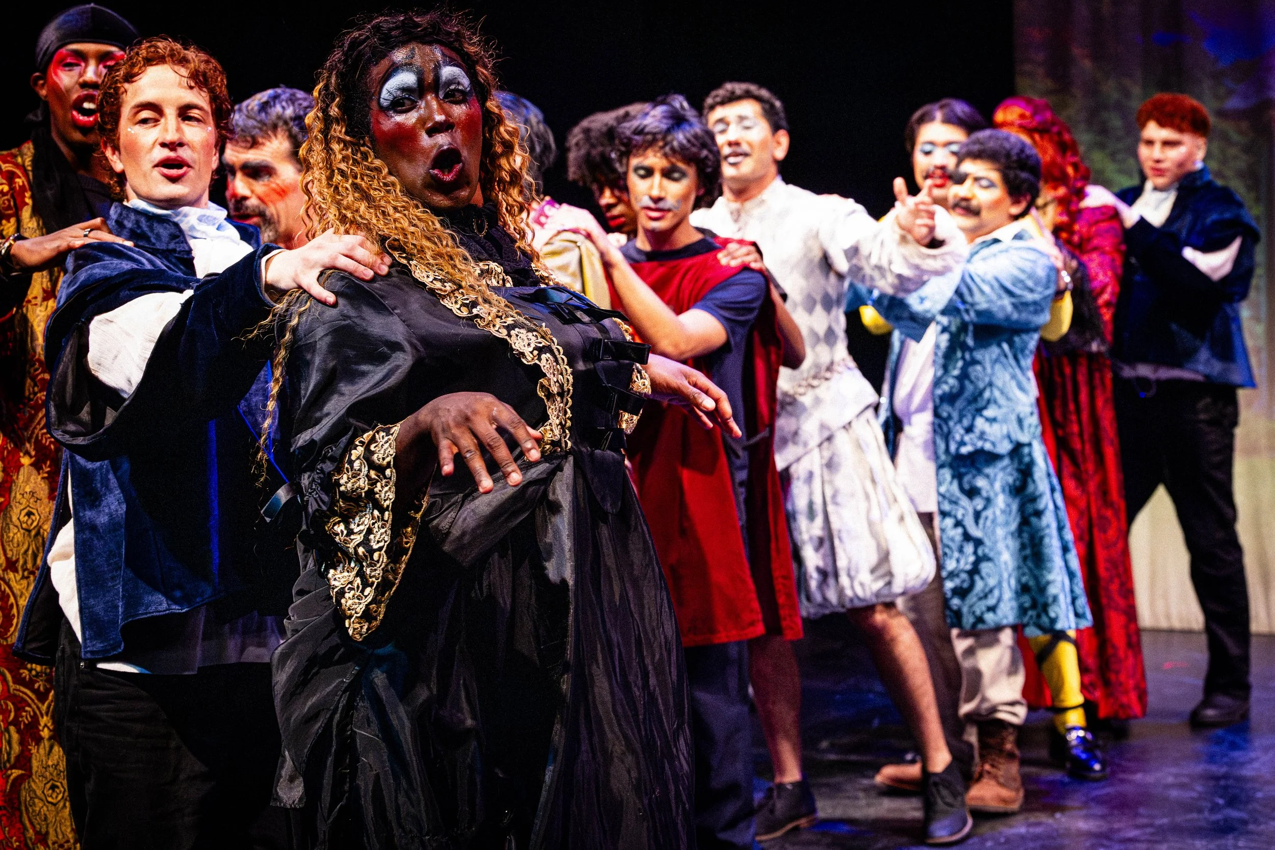 DeLaBarreda_Guillermo_ART_HamlettaTwelfthBroDressRehearsal_6596.jpg