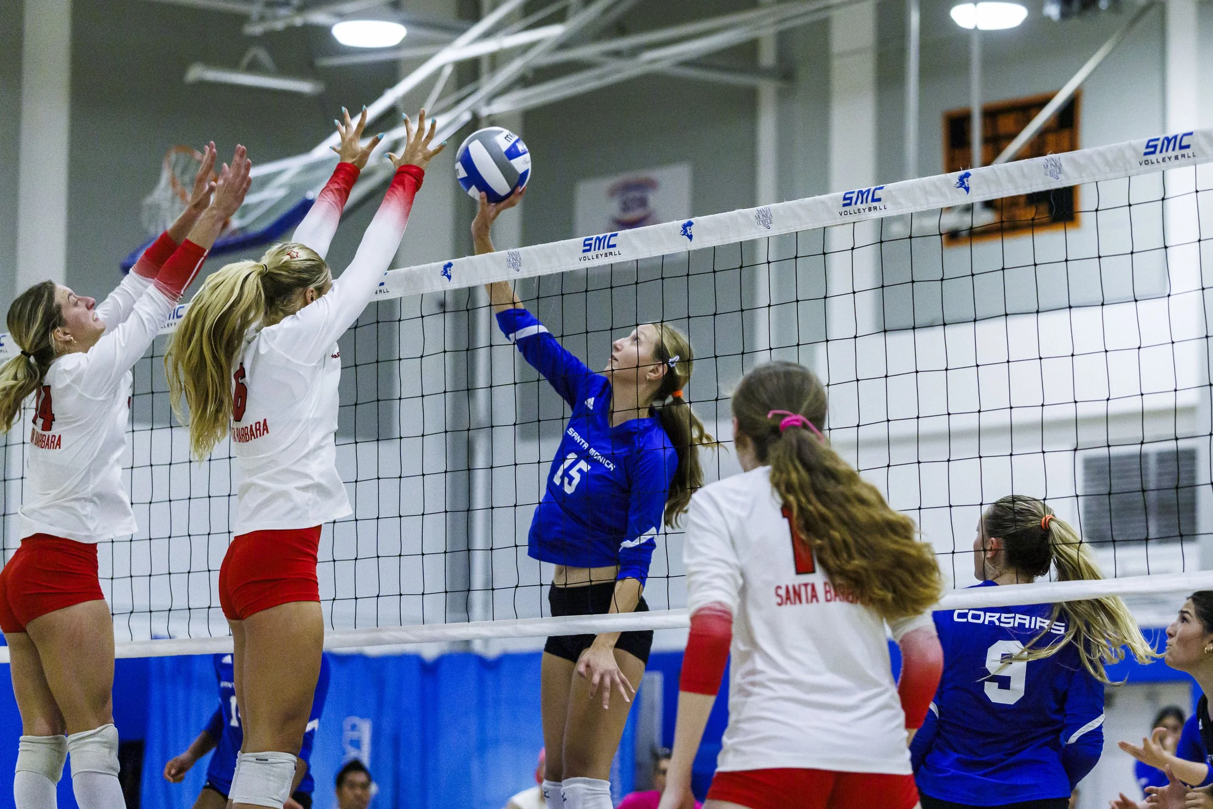 DeLaBarreda_Guillermo_SPO_WVolleyballVSSantaBarbara_1477.jpg