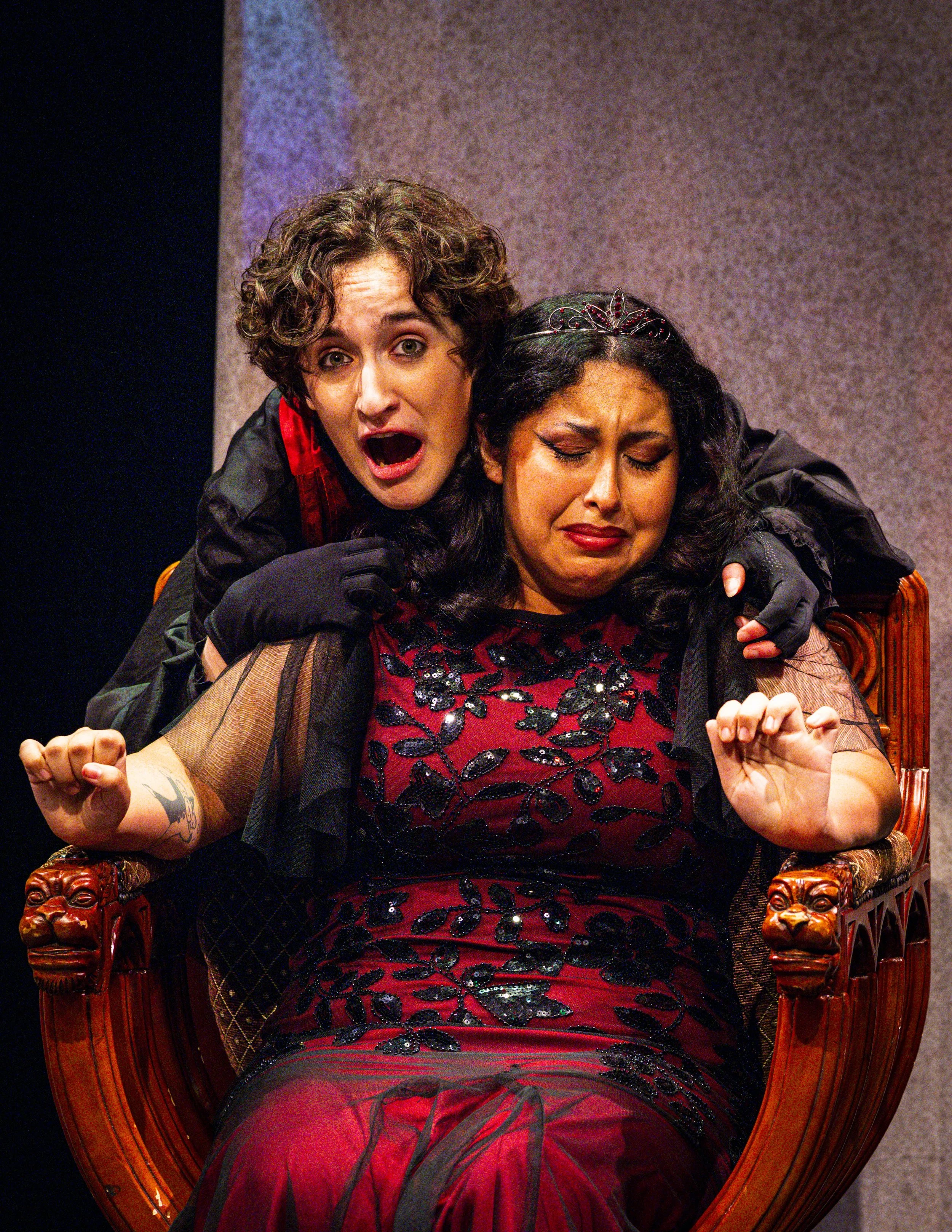DeLaBarreda_Guillermo_ART_HamlettaTwelfthBroDressRehearsal_5953.jpg