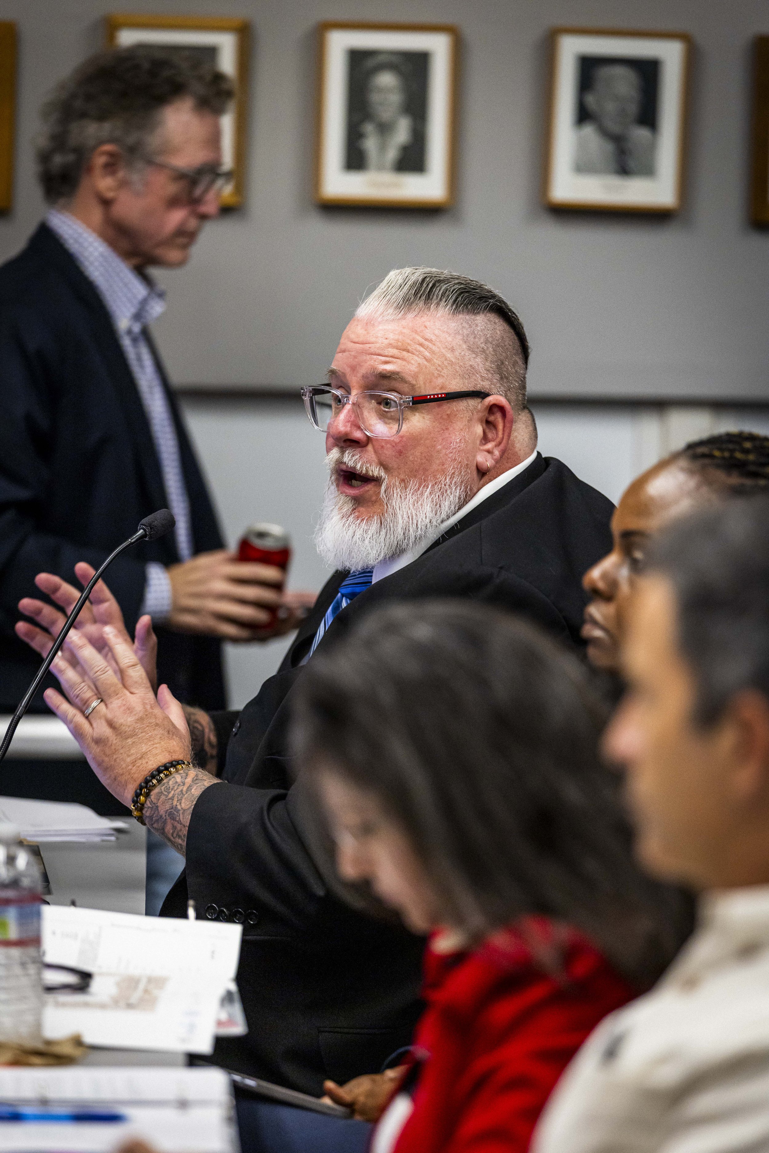 DeLaBarreda_Guillermo_NEWS_BoardOfTrusteesMeeting_2933.jpg