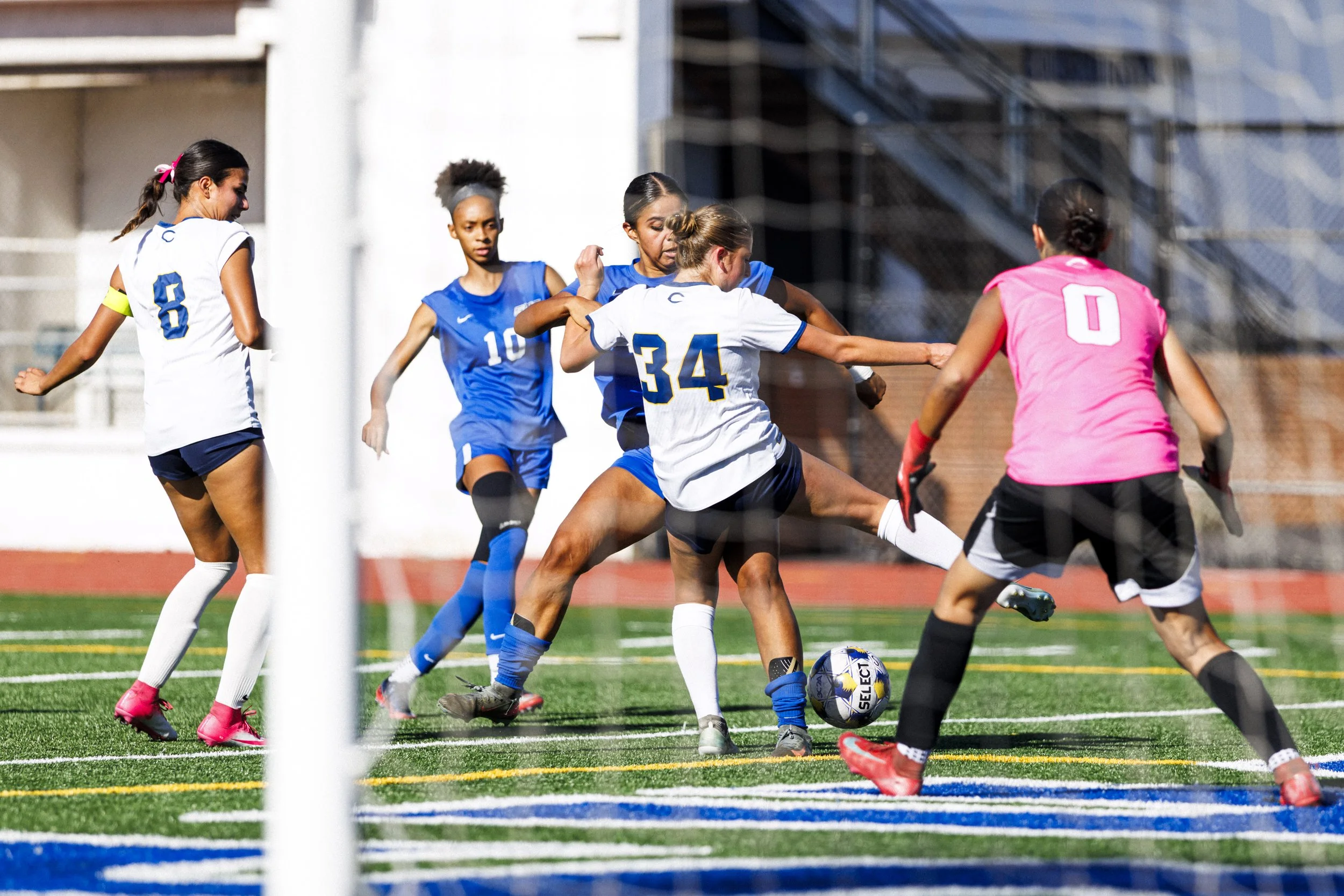 DeLaBarreda_Guillermo_SPO_WSoccerVSCanyons_3722.jpg