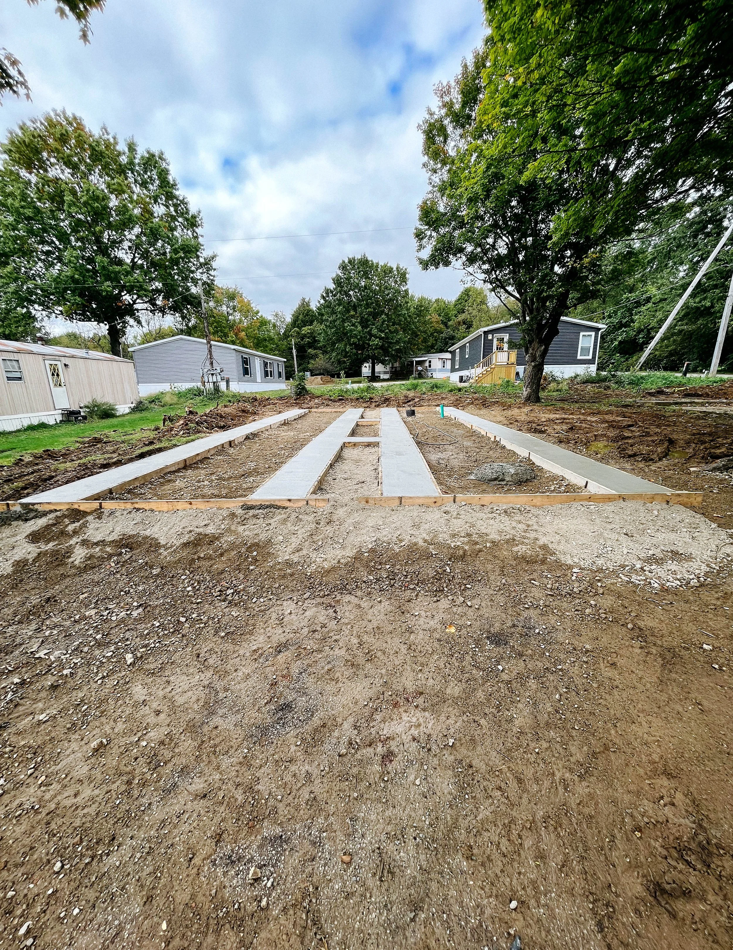 In the picturesque outskirts of Dayton, Ohio, a trio of properties captured our attention for their untapped potential.