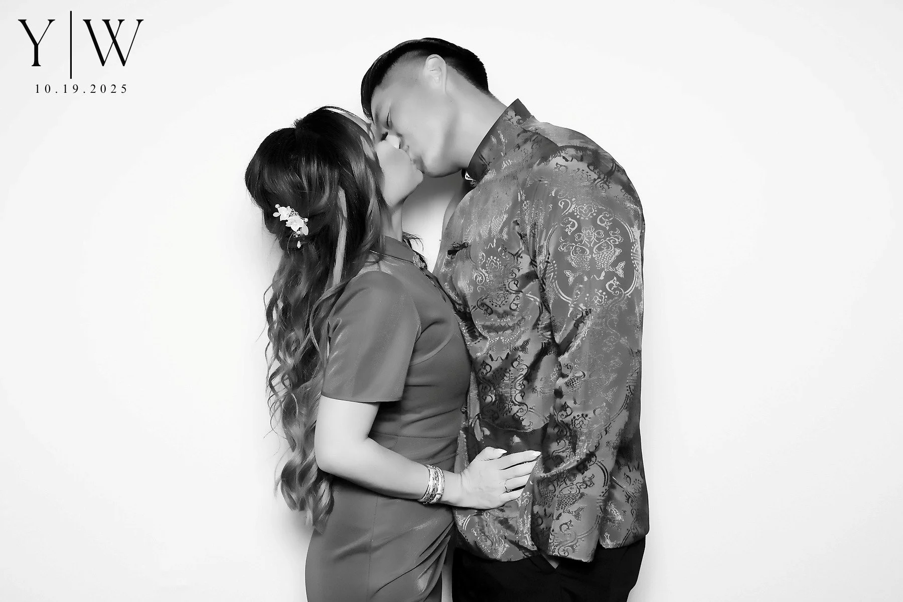 black and white photobooth 1.jpg