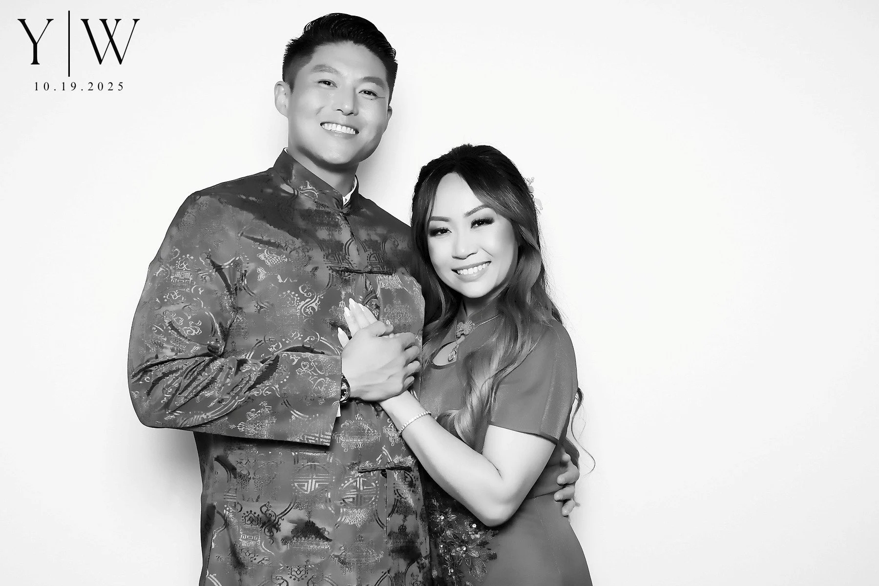 black and white photo booth 2.jpg