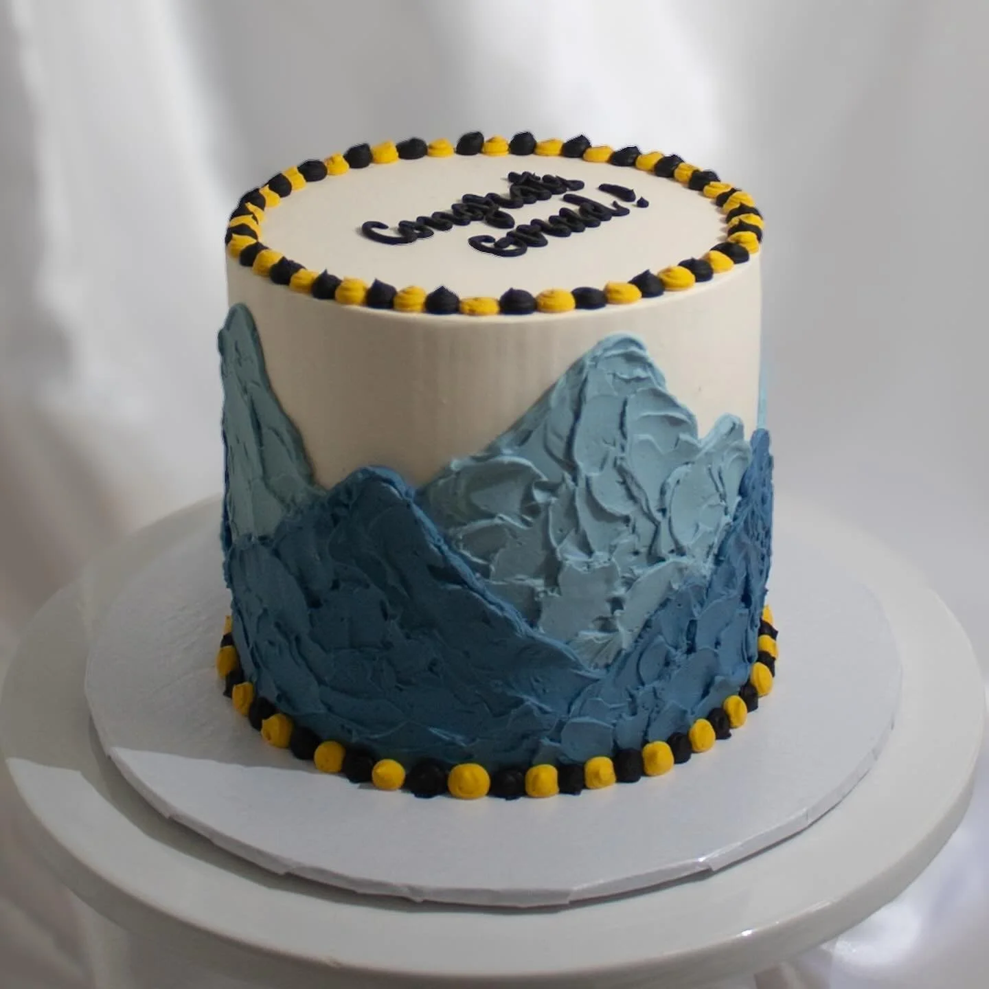 GRAD CAKE PREORDERING IS NOW OPEN !! 

Head to the link in our bio to order an ASU grad cake or cupcakes 💛🖤🤍🩵💙

Ordering closed on Sunday, 5/3 at 11:59pm