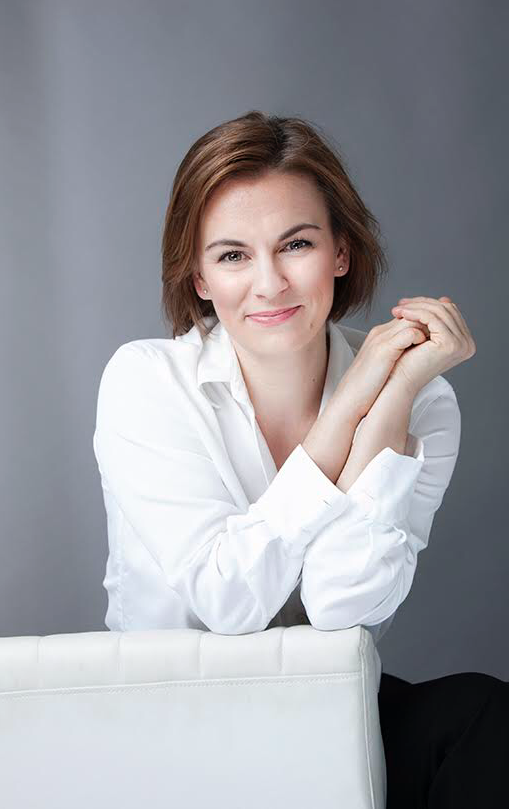 Daniela Candillari Conducts Chris Thile with the Minnesota Orchestra