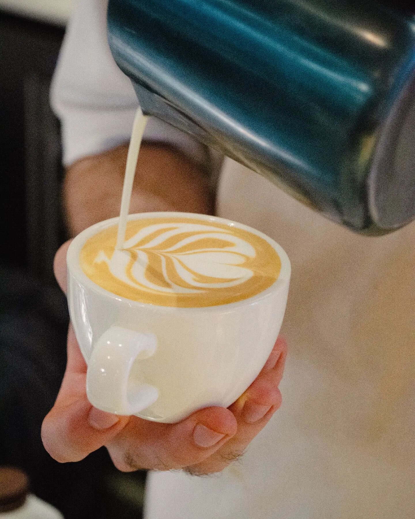 Silky flat whites this morning, serving up everyone's favorite Maple blend, with Aspen on rotation this week! ☕

Here till 2:30pm, you know the drill.
