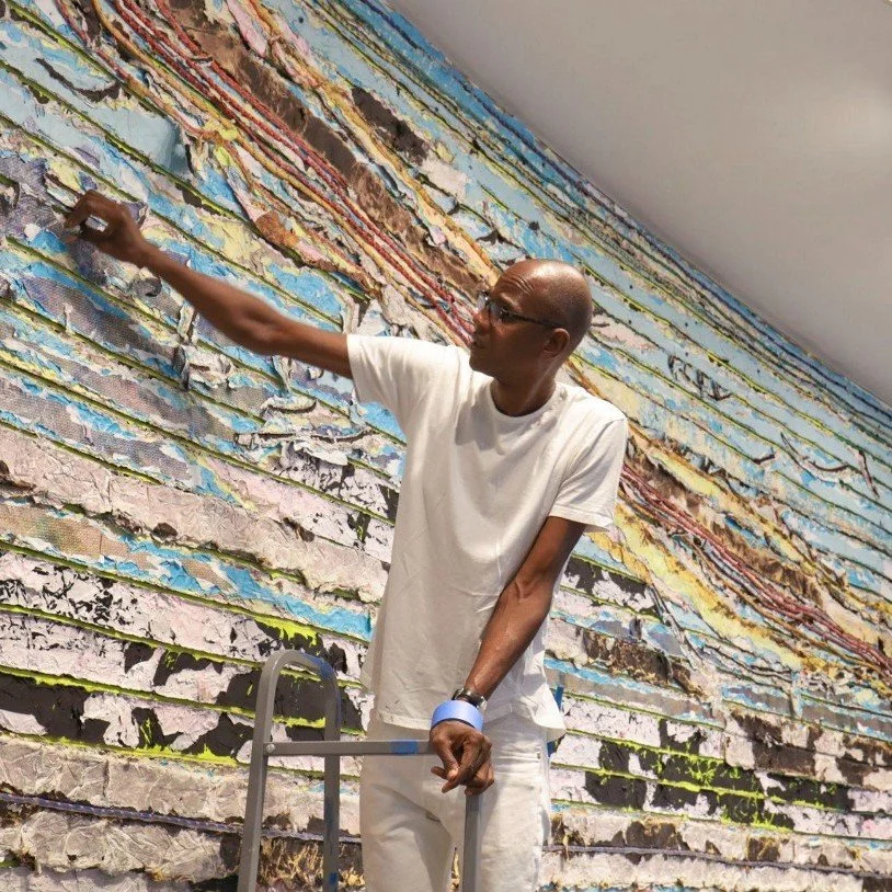 Discover the possibilities of texture, color, and imagination in Exploring Materials Through Mixed Media Collage with instructor Emily Discenza.

Inspired by the work of contemporary artist Mark Bradford, students in Grades K&ndash;2 will explore tex
