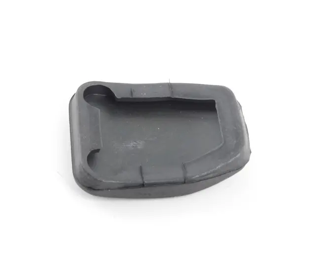 e30 PEDAL RUBBER2.png
