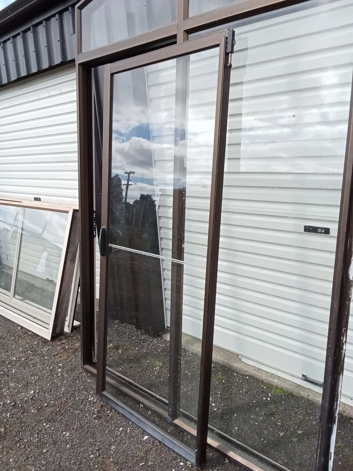 Aluminum sliding door1.jpg