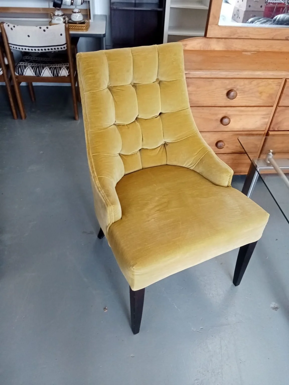 Chair.jpg